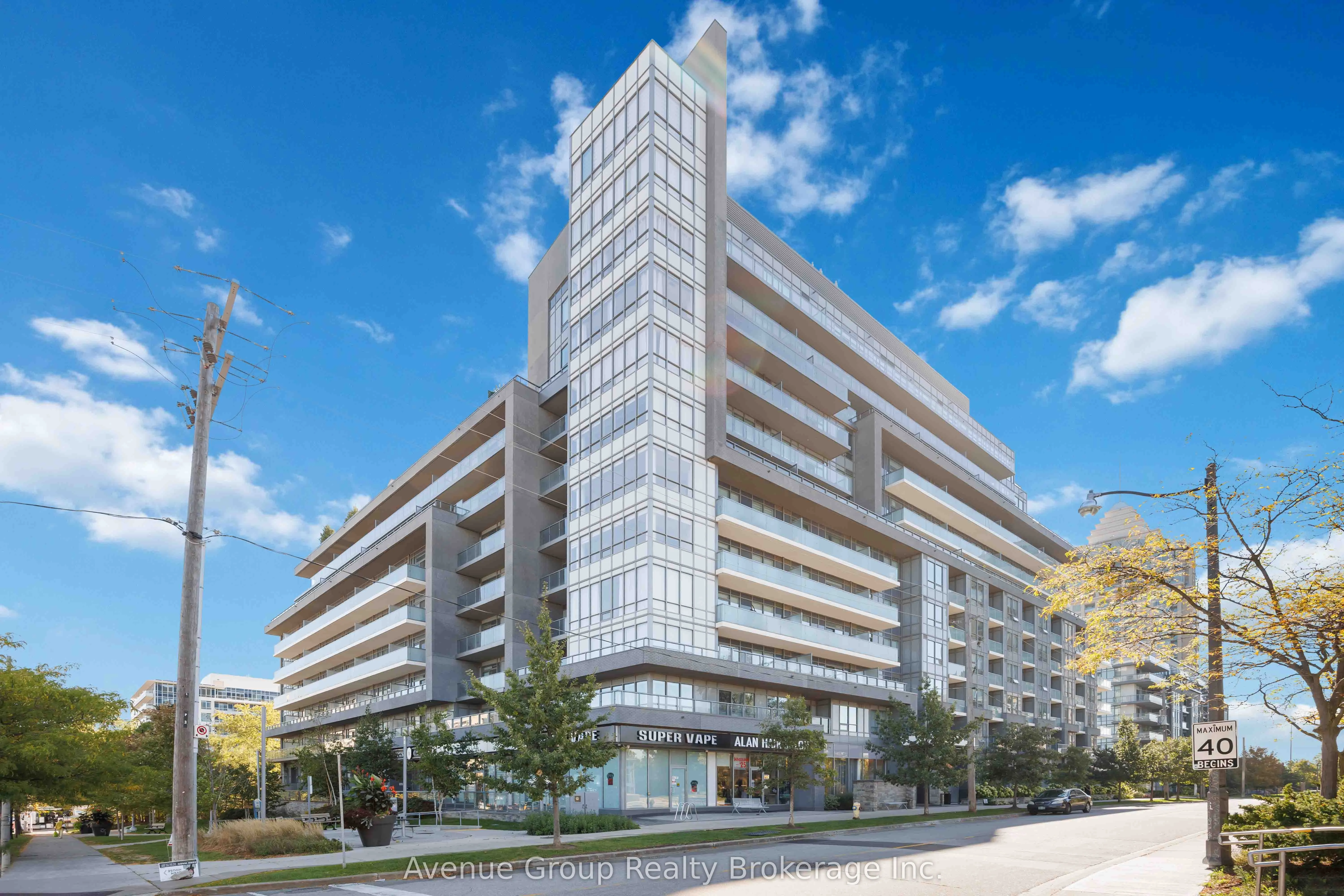 7 Kenaston Gardens, #316