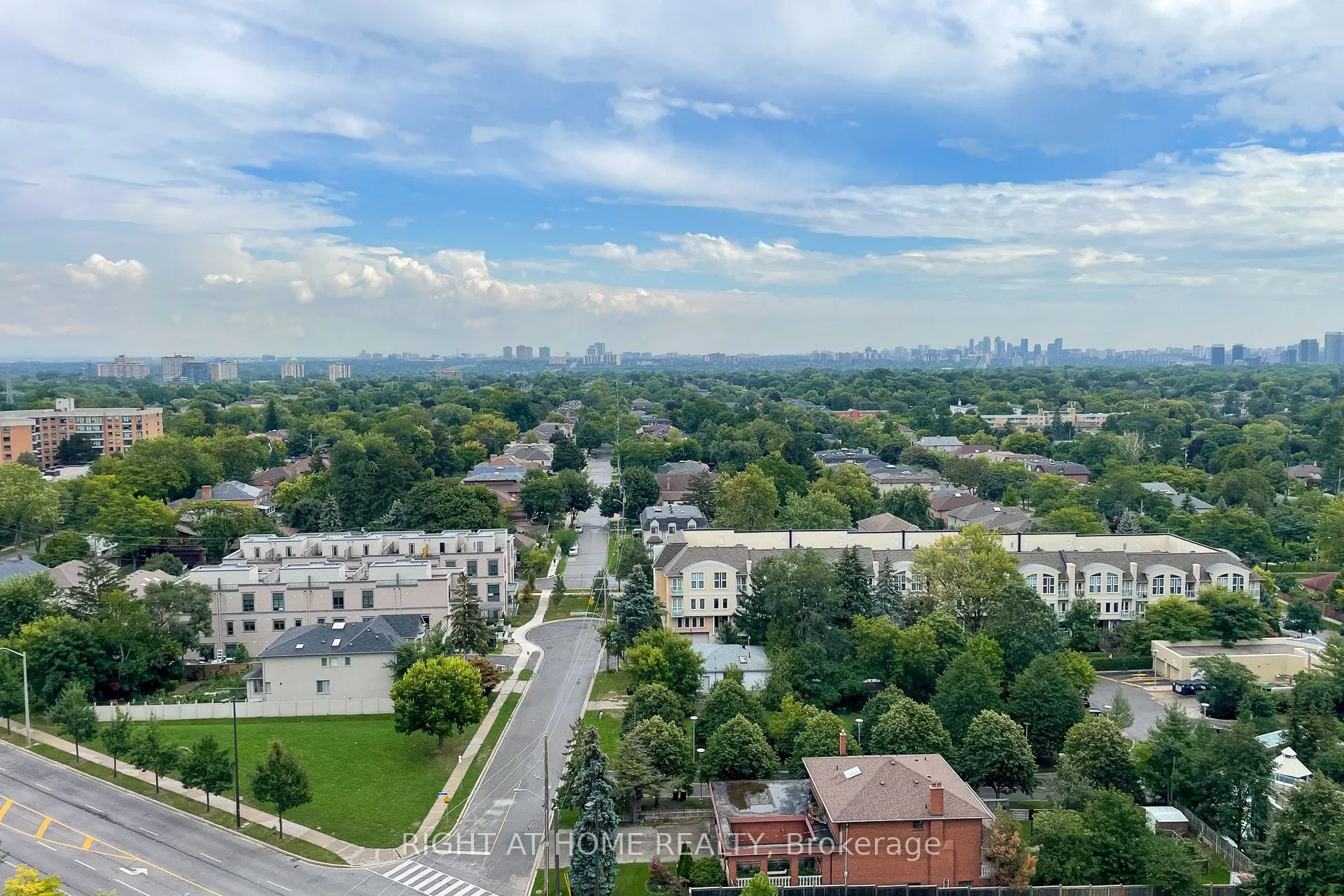 15 HOLMES Avenue, #1409