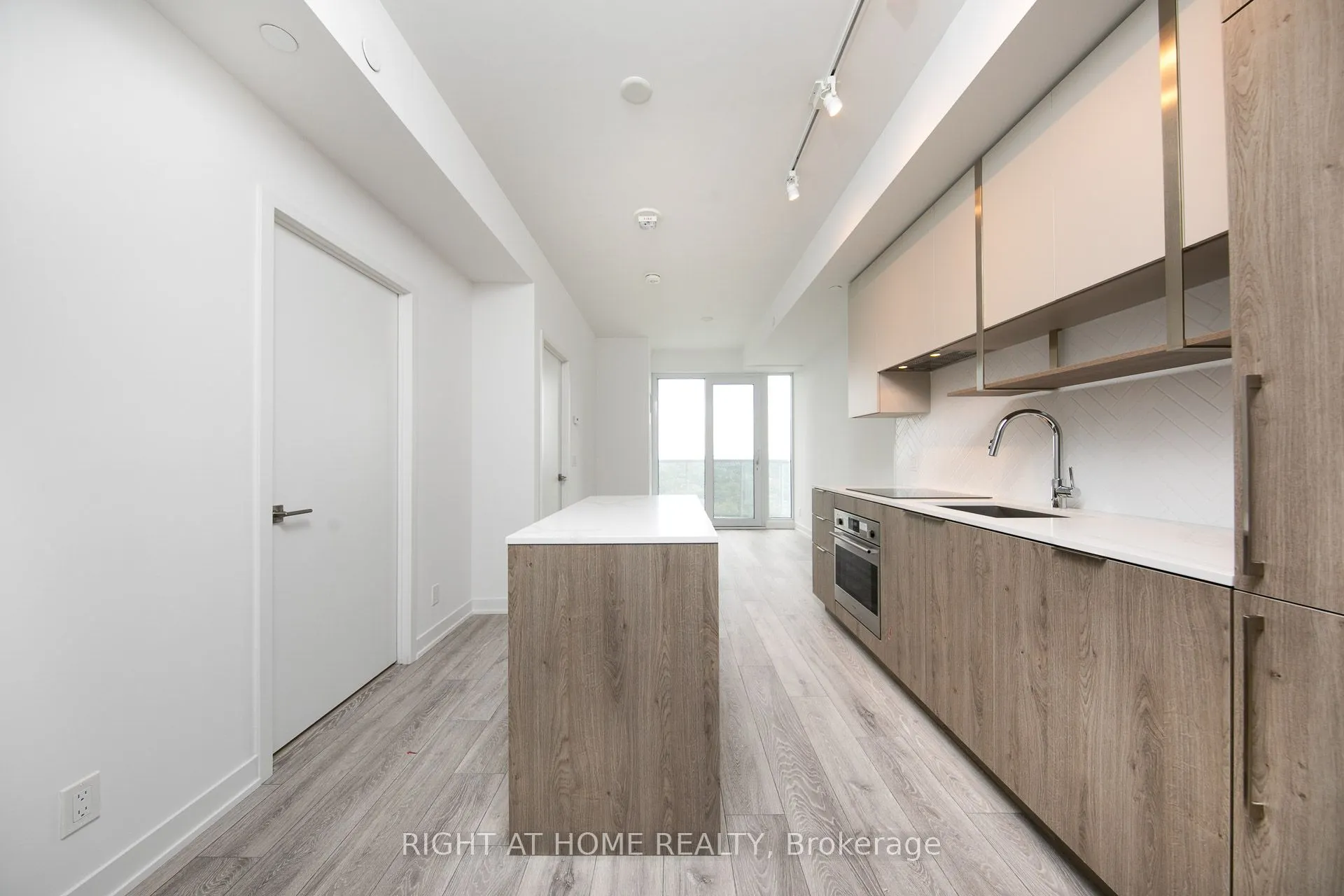 15 HOLMES Avenue, #1409