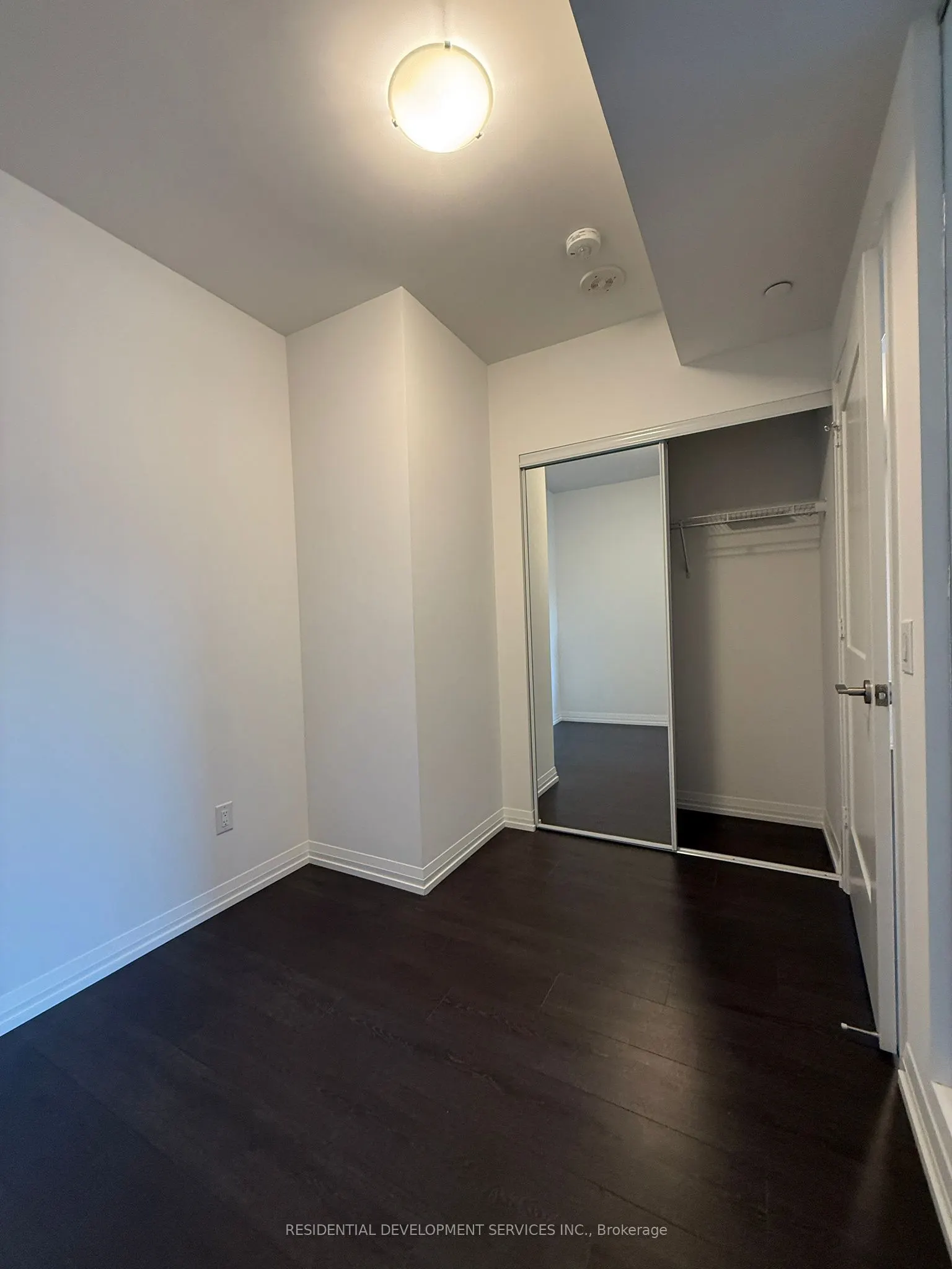 28 Widmer Street, #2827