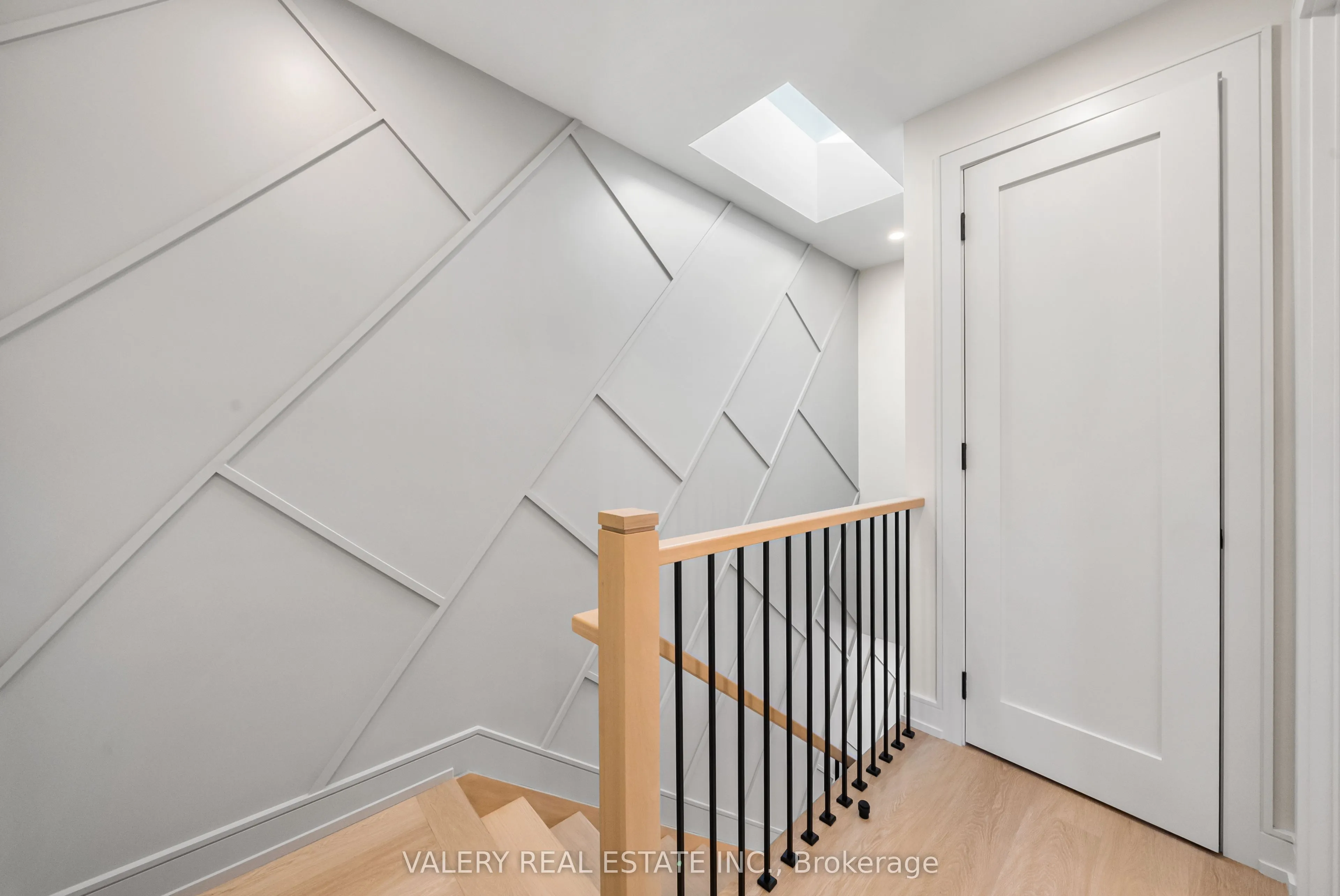 84 Argyle Street, #LANEWAY