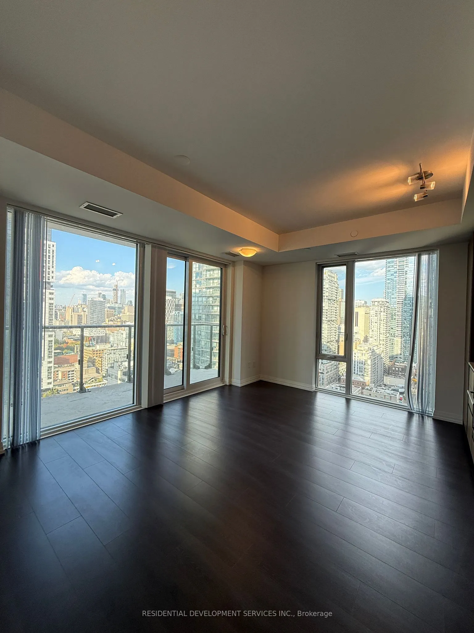 28 Widmer Street, #2928