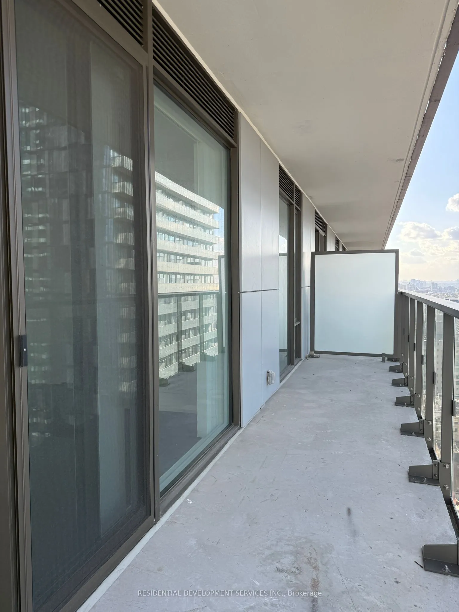 28 Widmer Street, #2928