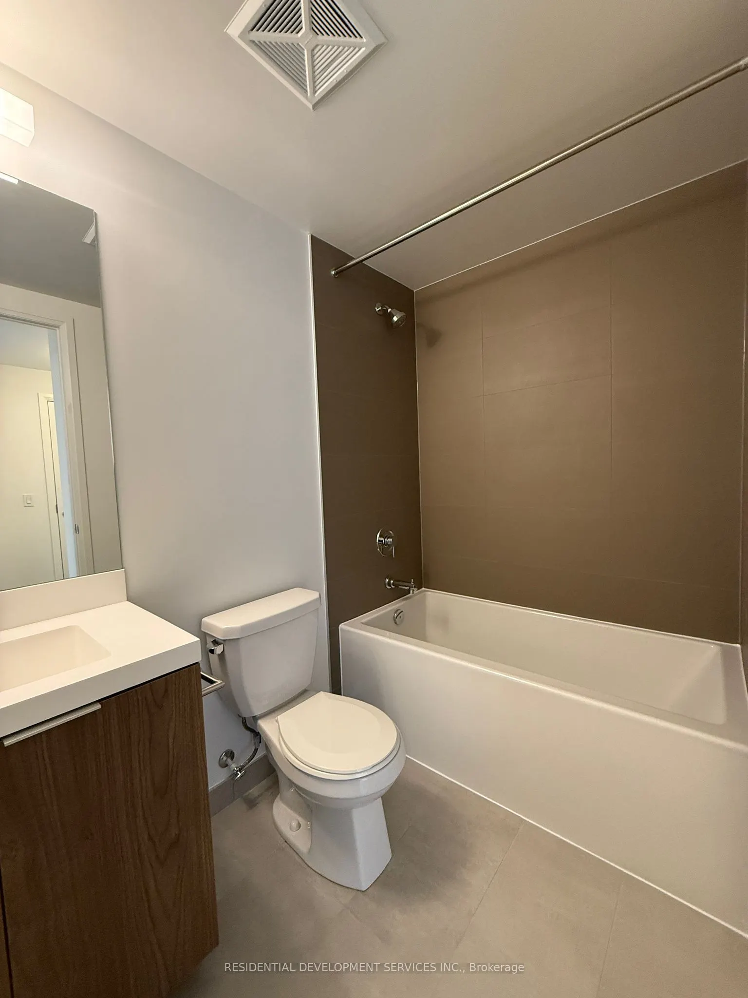 28 Widmer Street, #2928