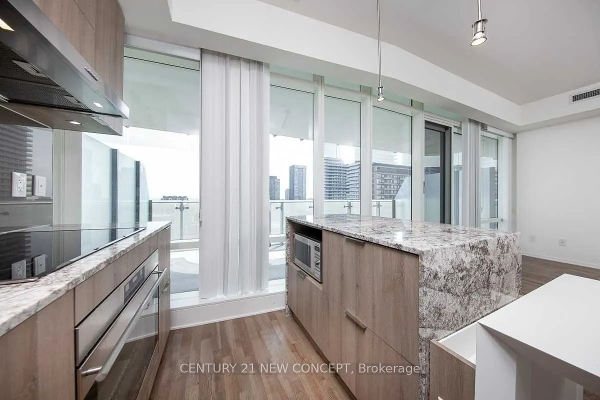 1 Bloor Street E, #2402