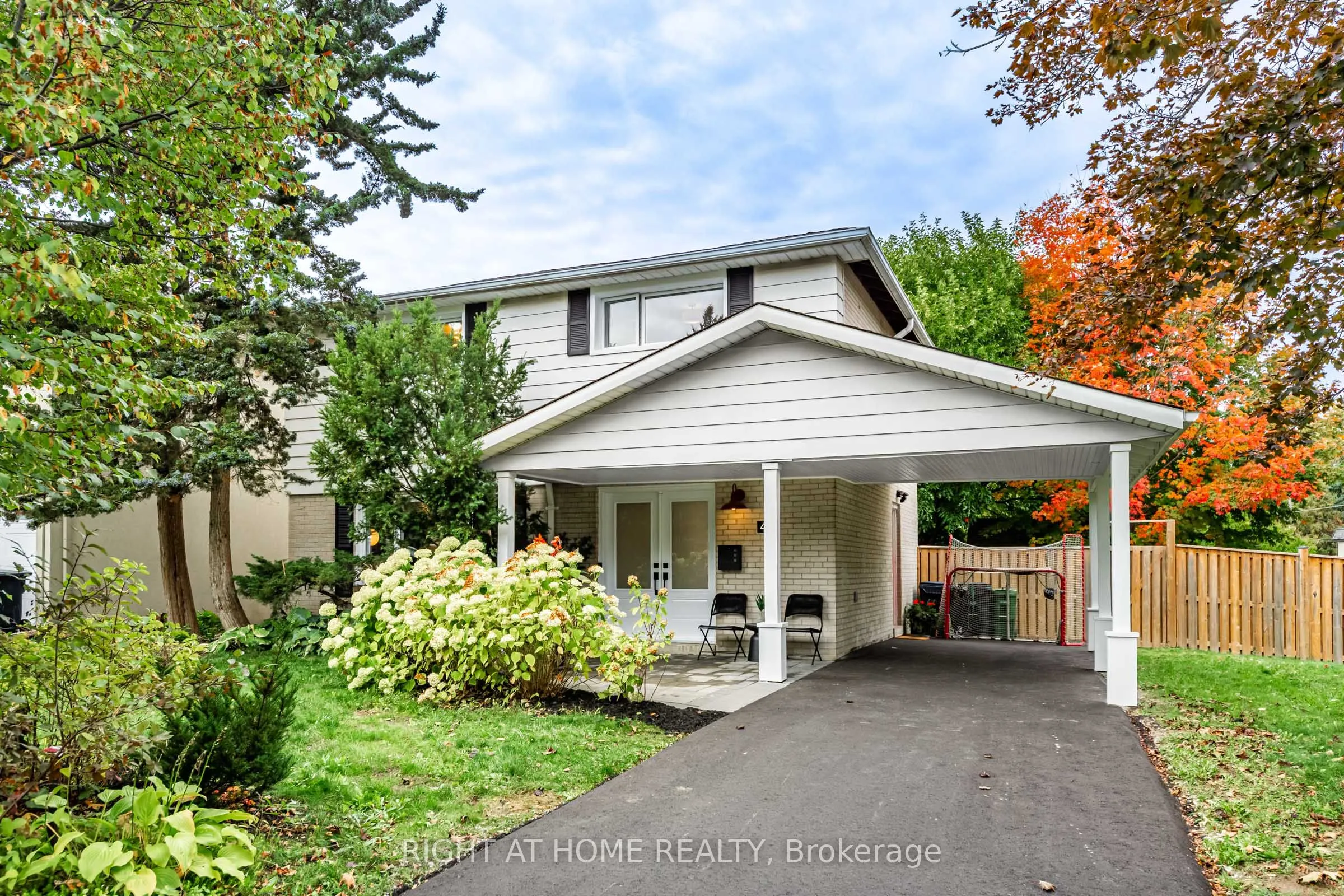 43 Kingland Crescent