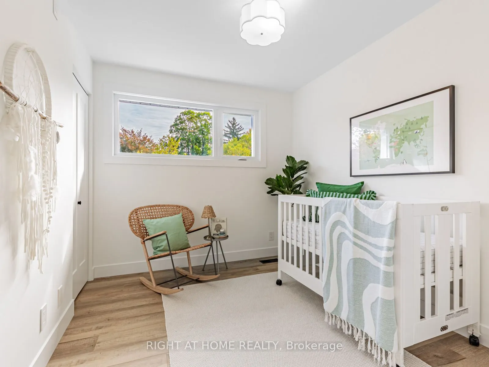 43 Kingland Crescent