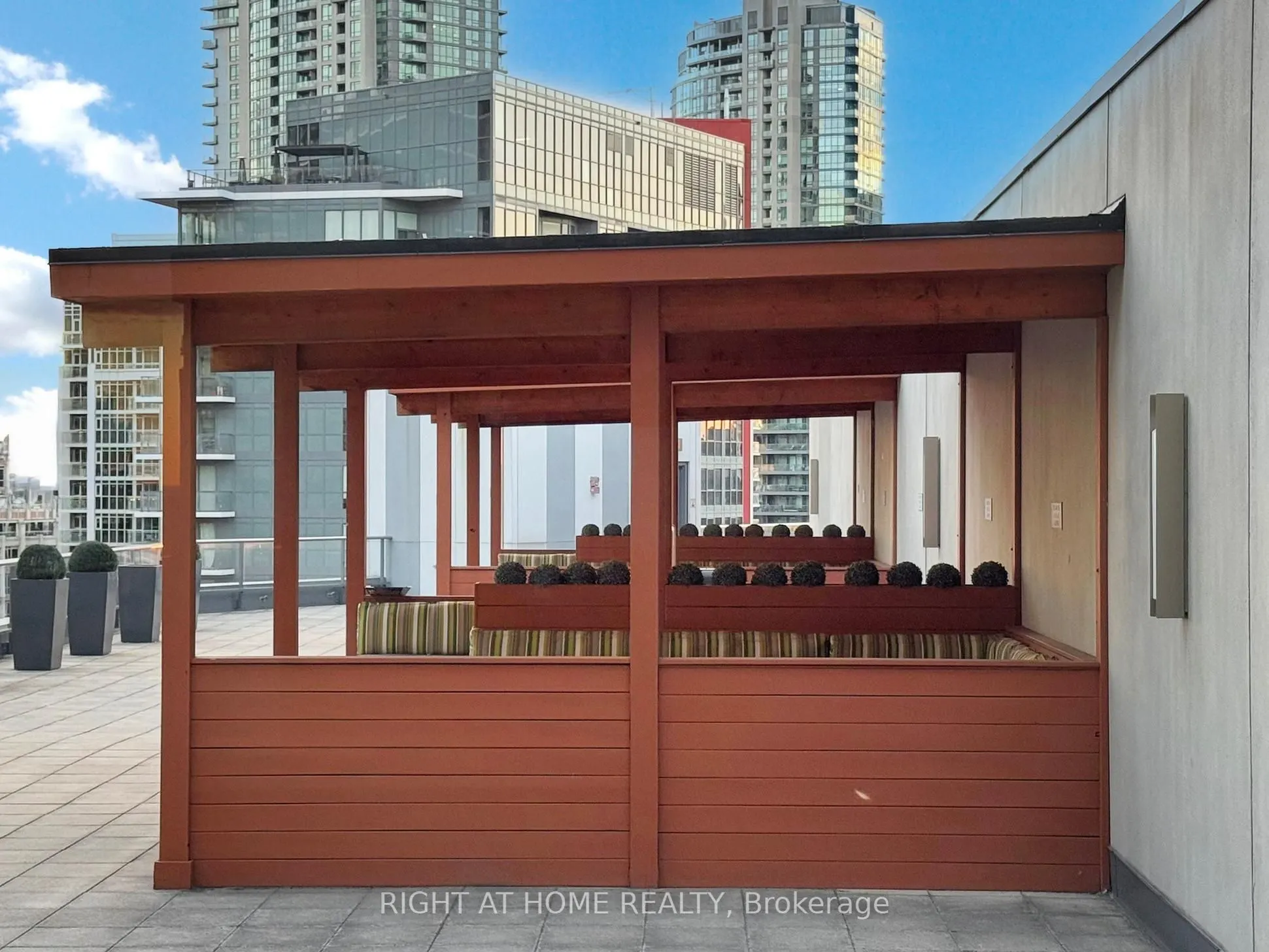 169 Fort York Boulevard, #920