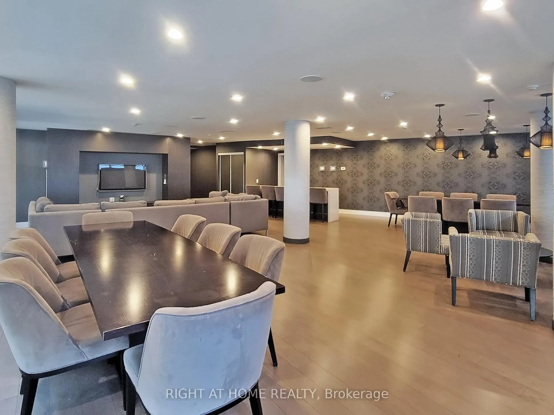 169 Fort York Boulevard, #920