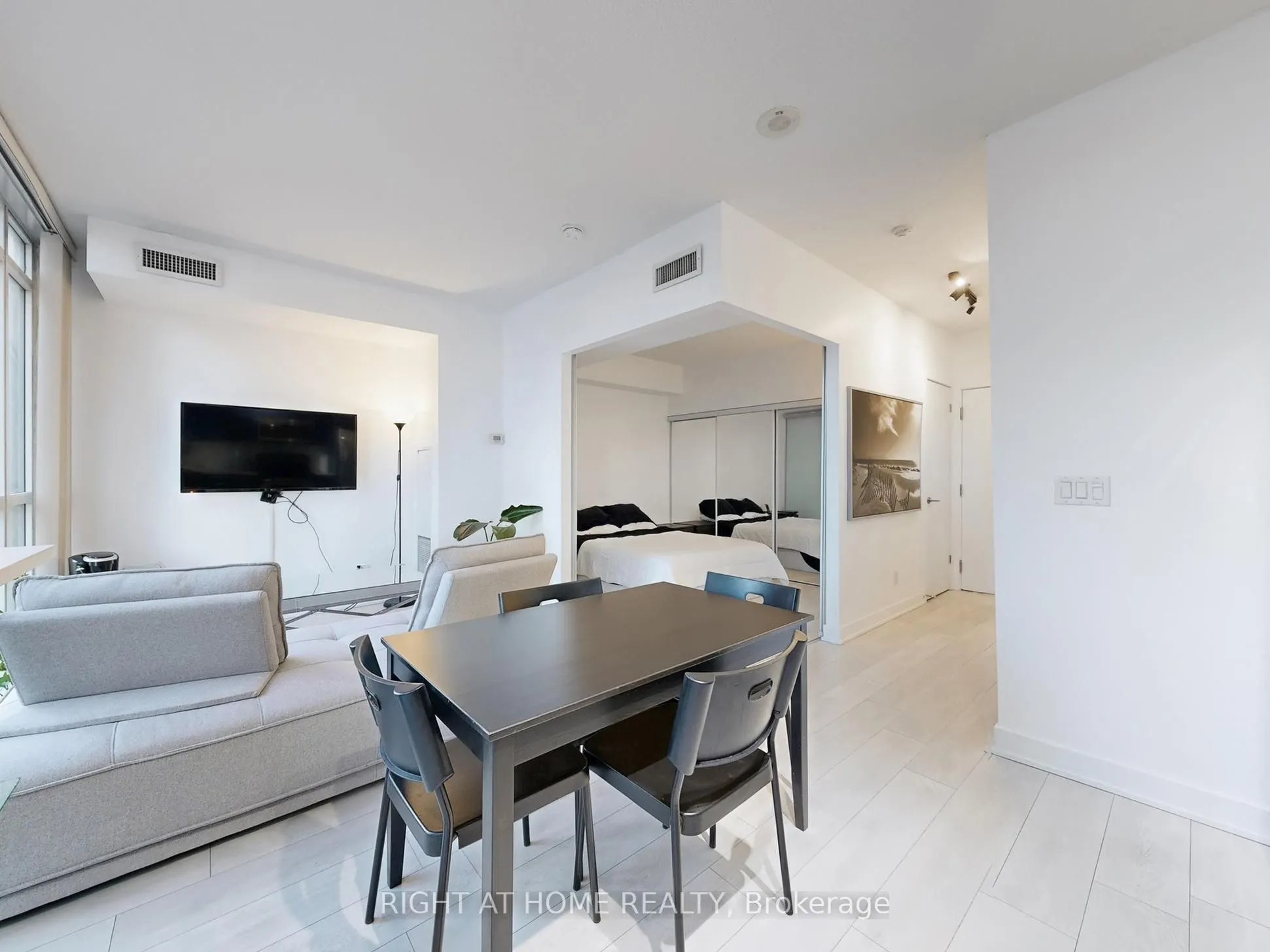 169 Fort York Boulevard, #920
