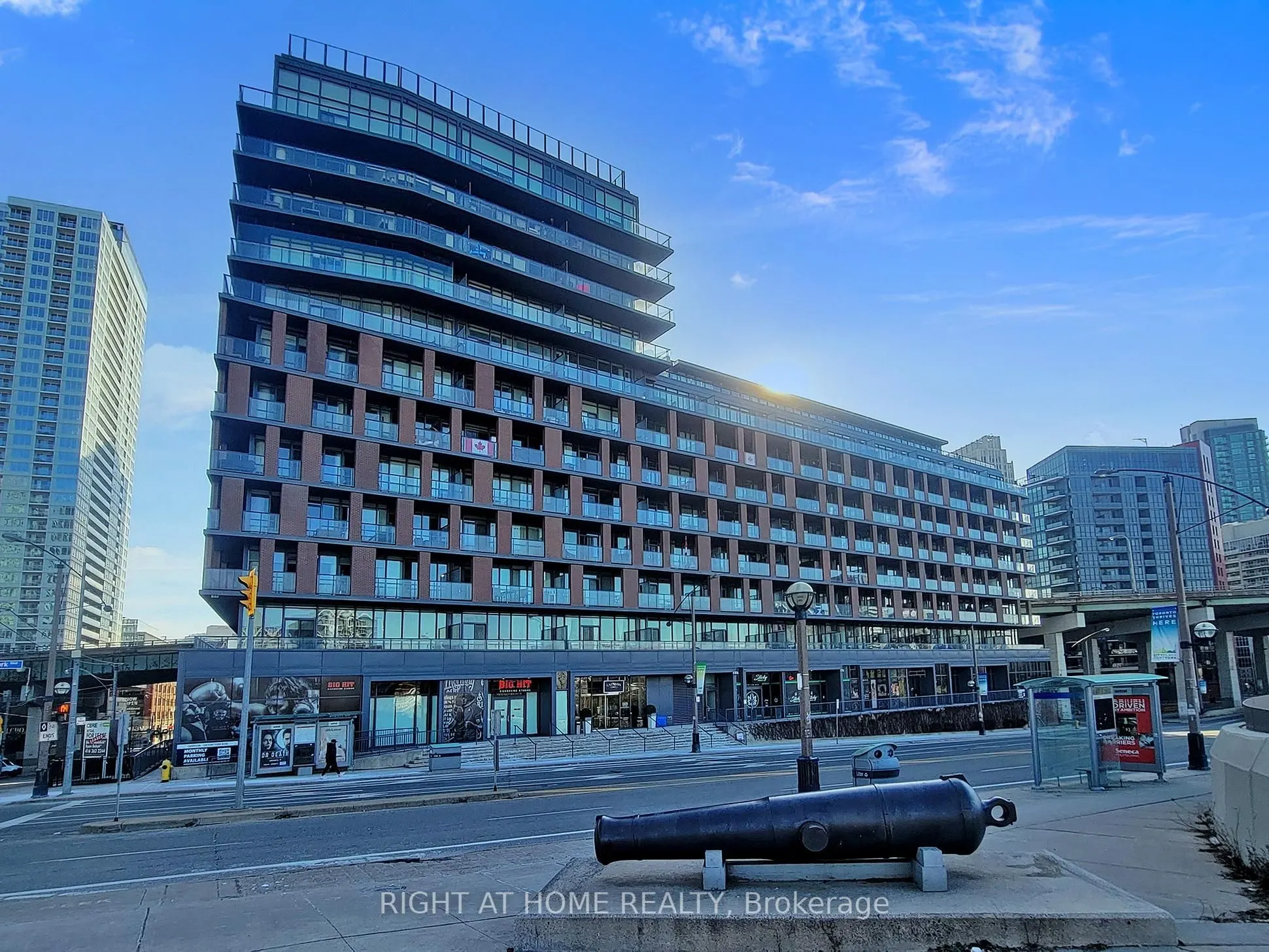 169 Fort York Boulevard, #920