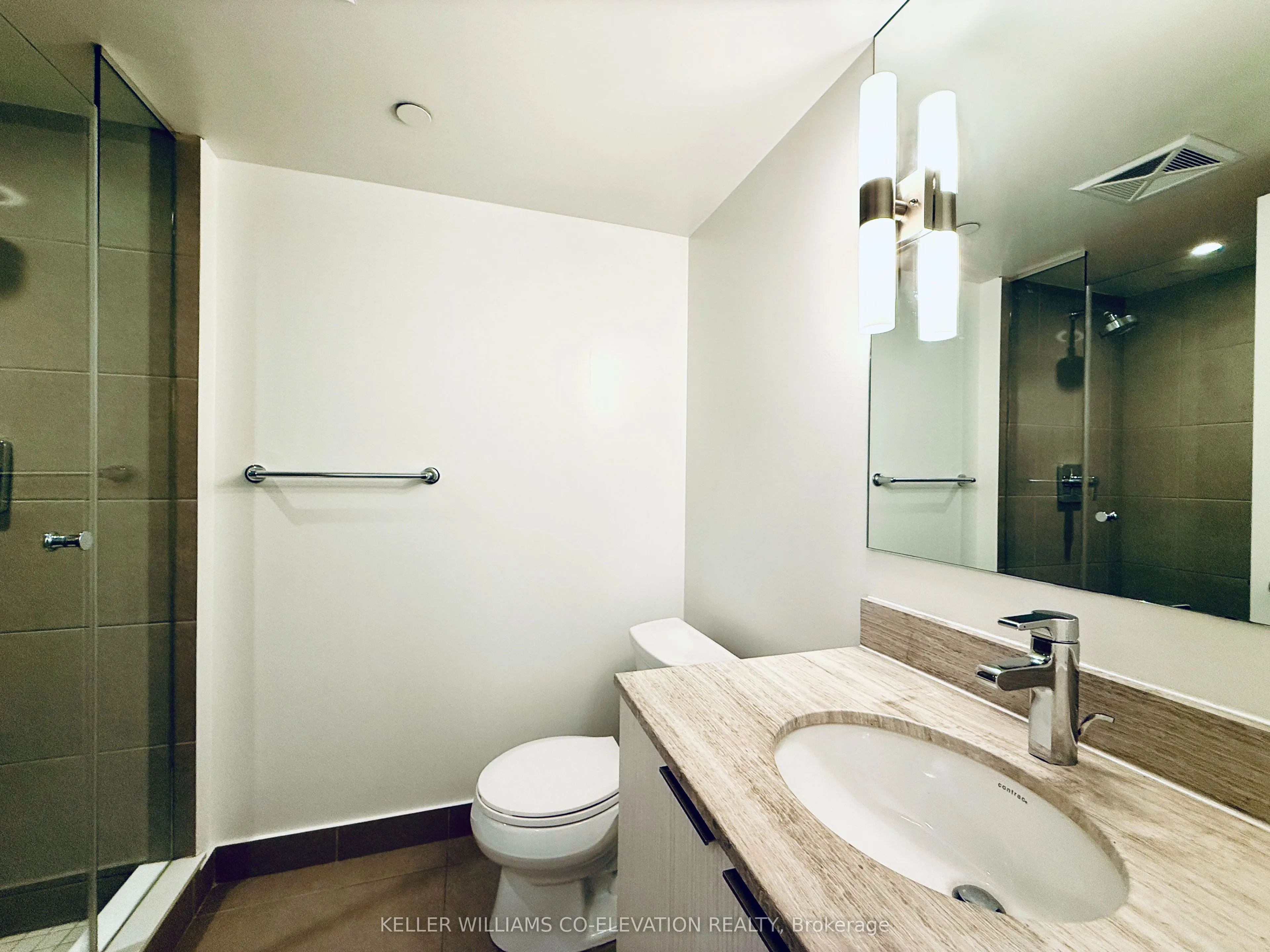 31 Phipps Street, #R603