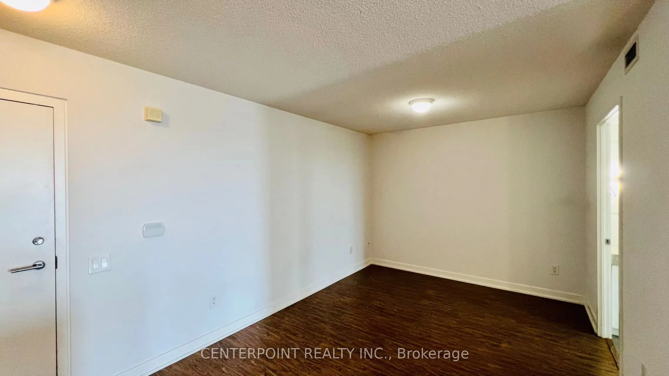 19 Singer Court, #1705