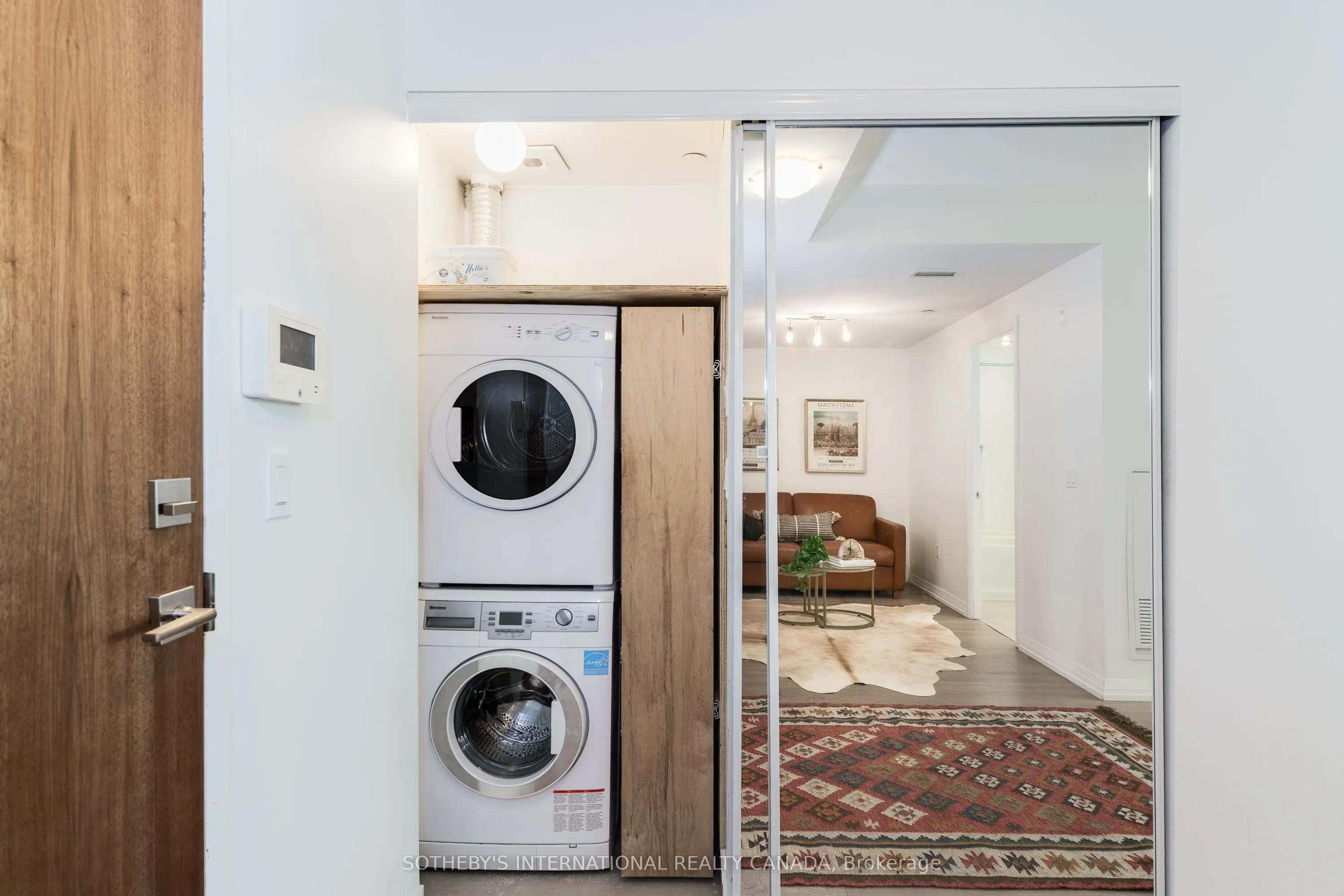 835 St. Clair Avenue W, #707