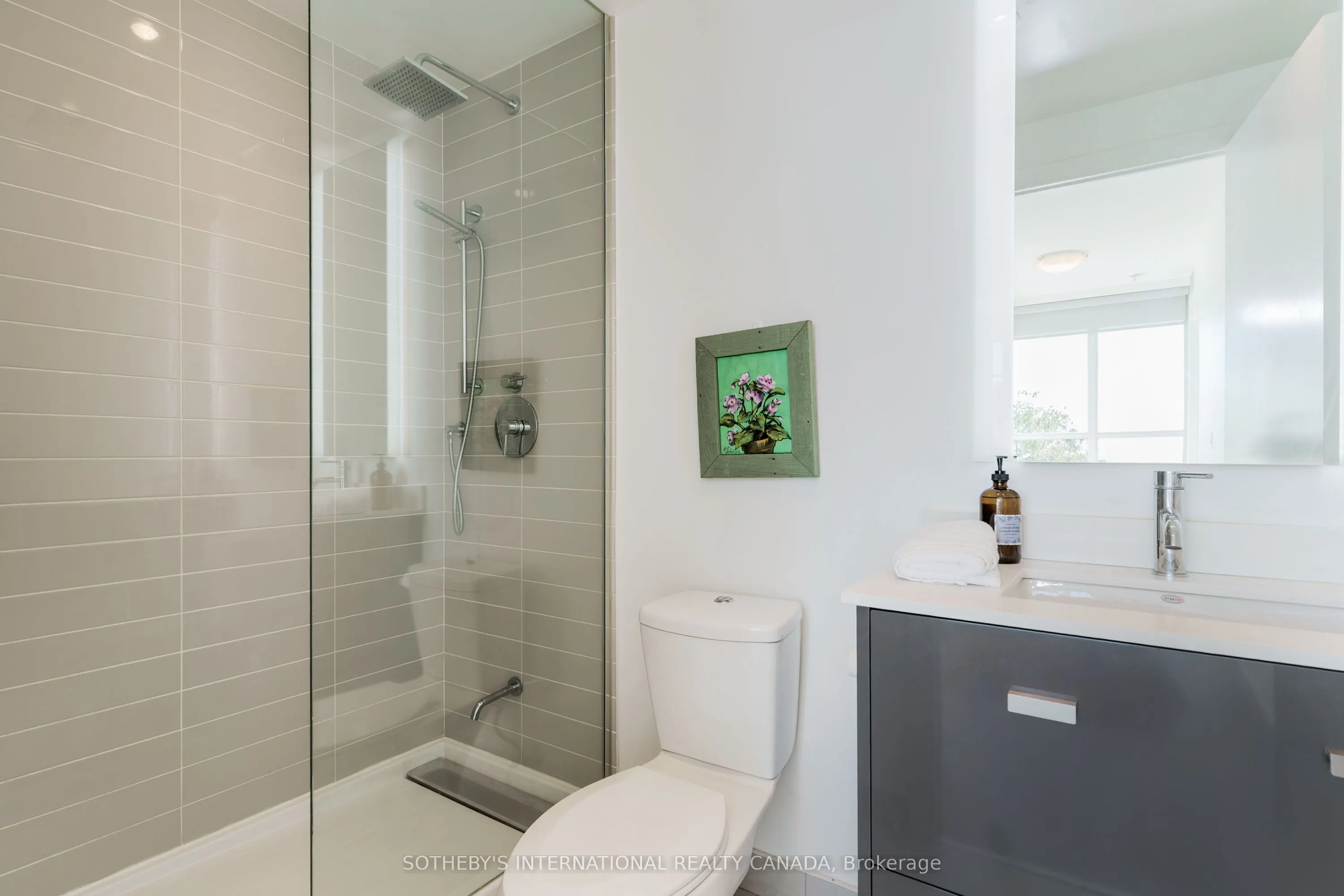 835 St. Clair Avenue W, #707