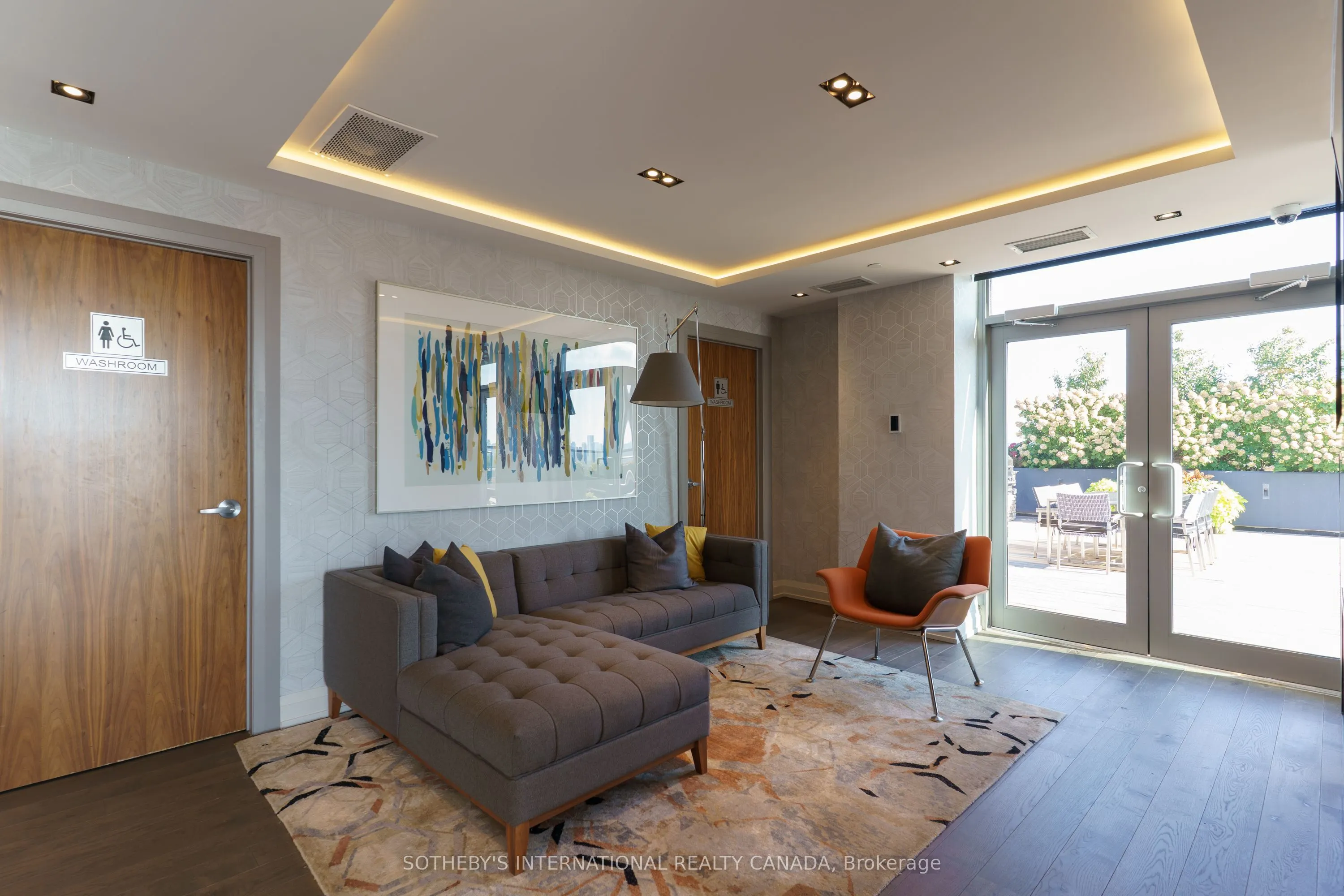 835 St. Clair Avenue W, #707