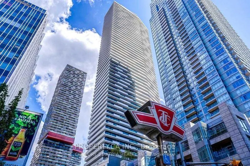 2221 Yonge Street, #4207
