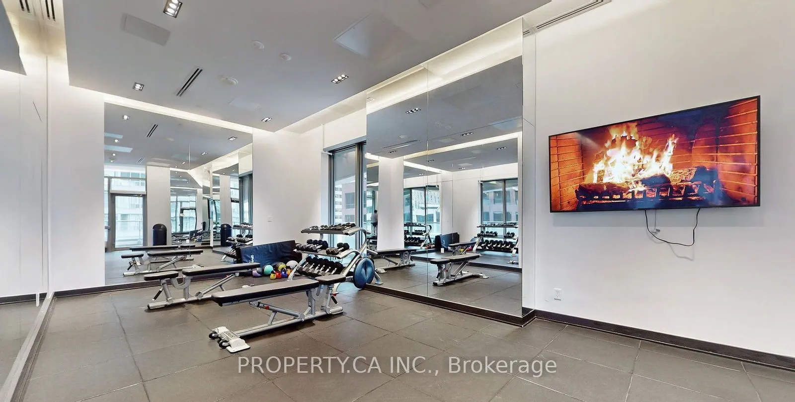 2221 Yonge Street, #4207
