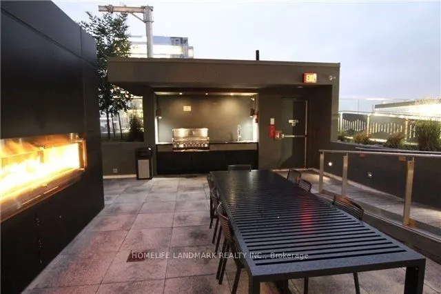 318 Richmond Street W, #3005