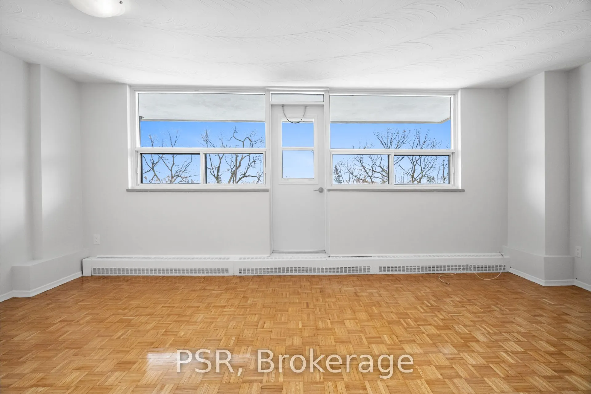 105 Rowena Drive, #403