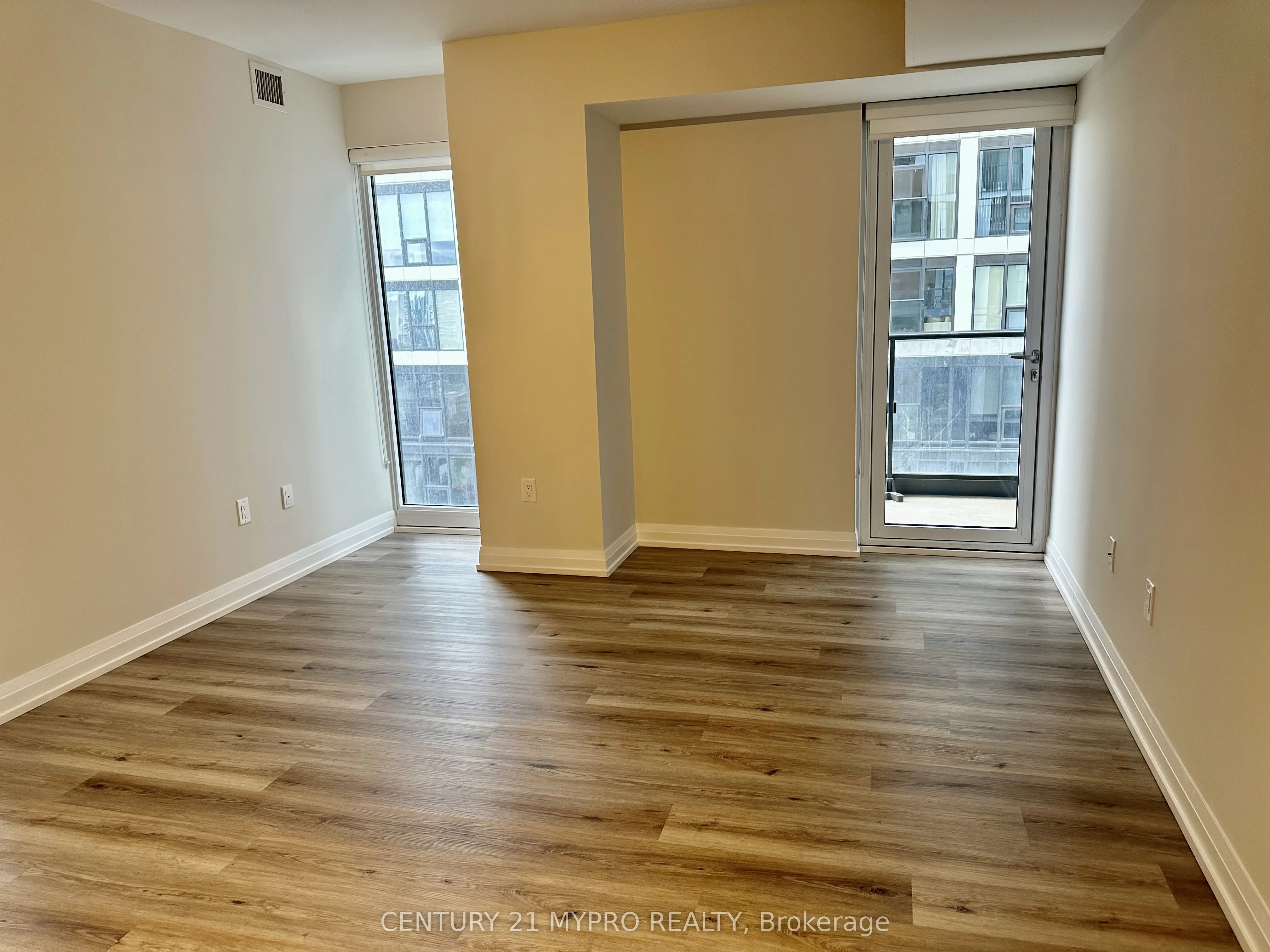 251 Jarvis Street, #3203