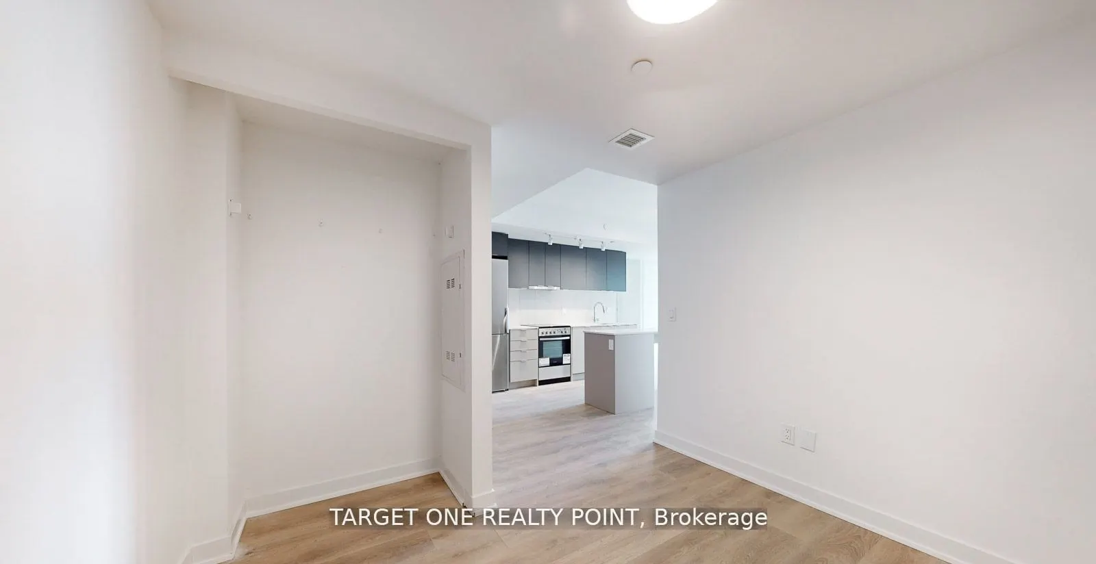 8 Tippett Road, #1006
