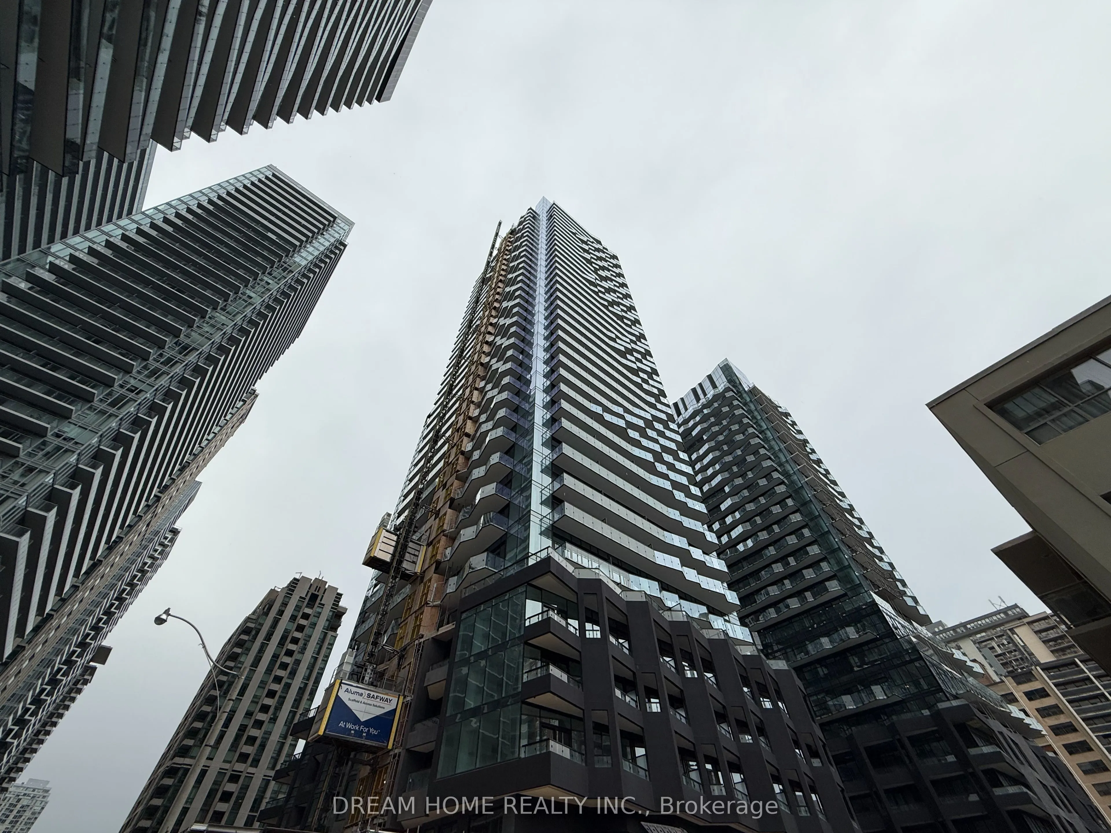 120 Broadway Avenue, #515