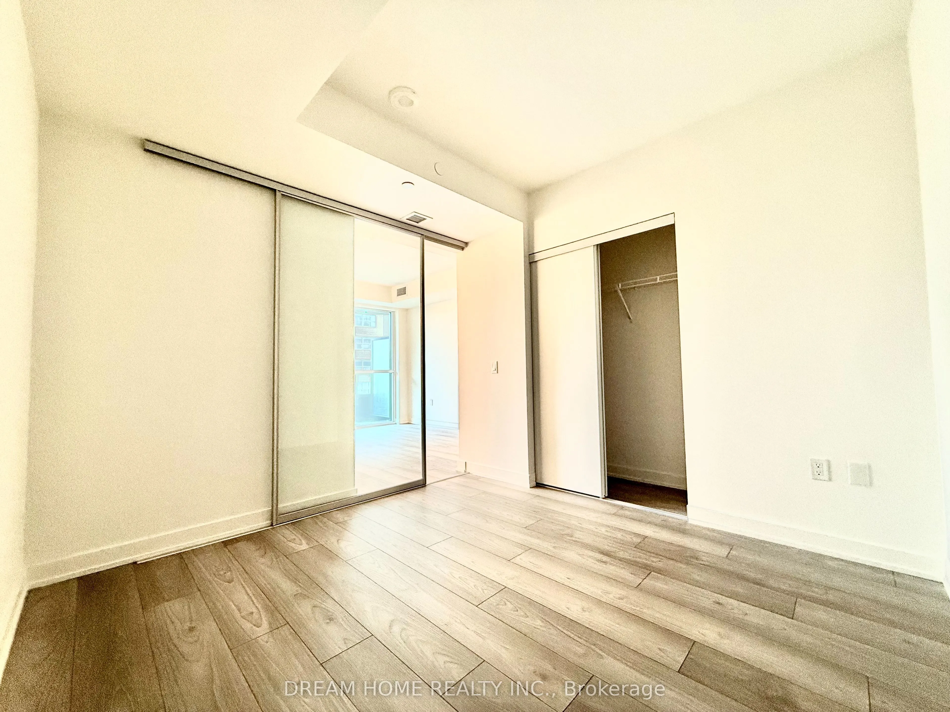 120 Broadway Avenue, #515