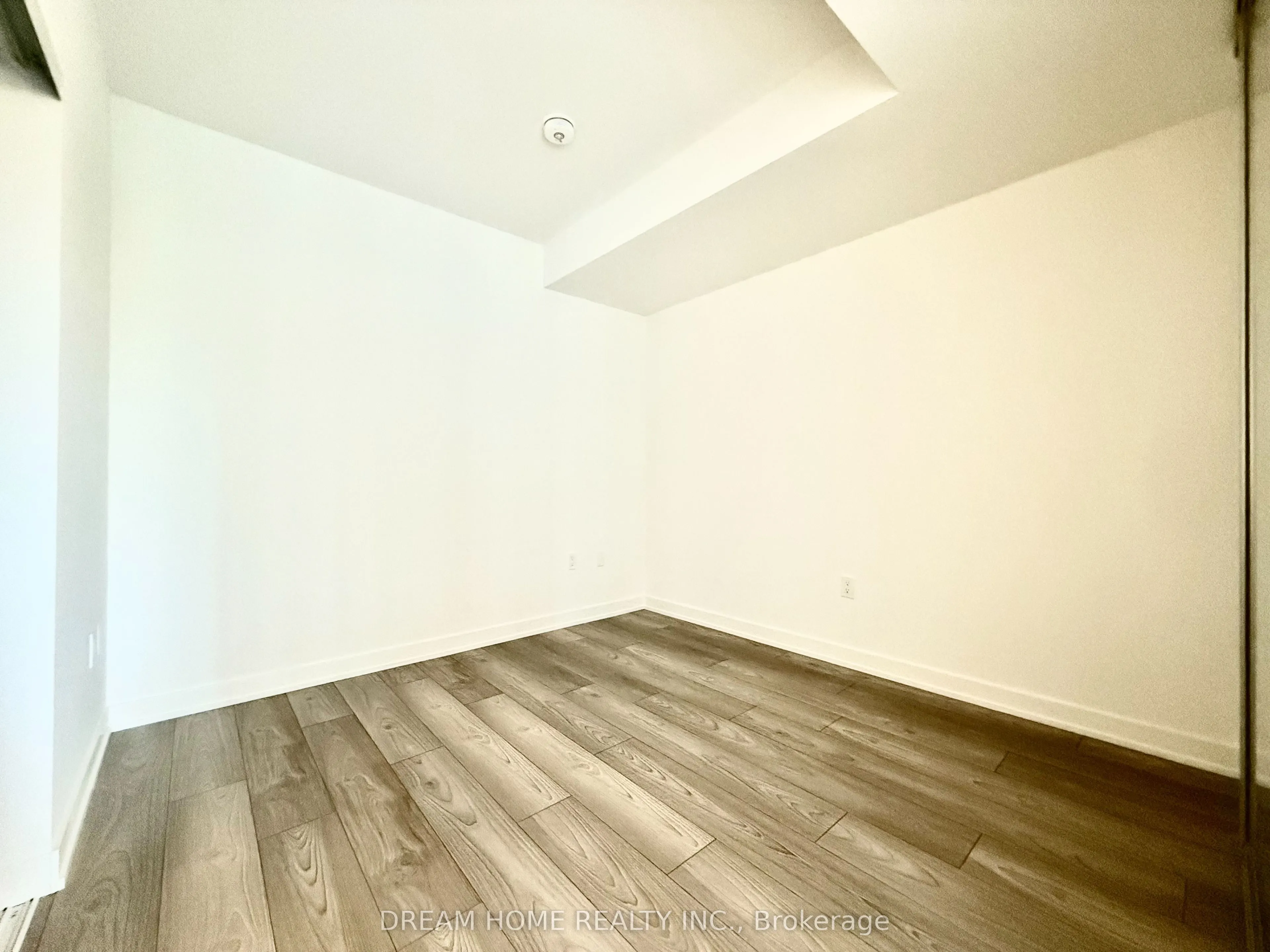 120 Broadway Avenue, #515