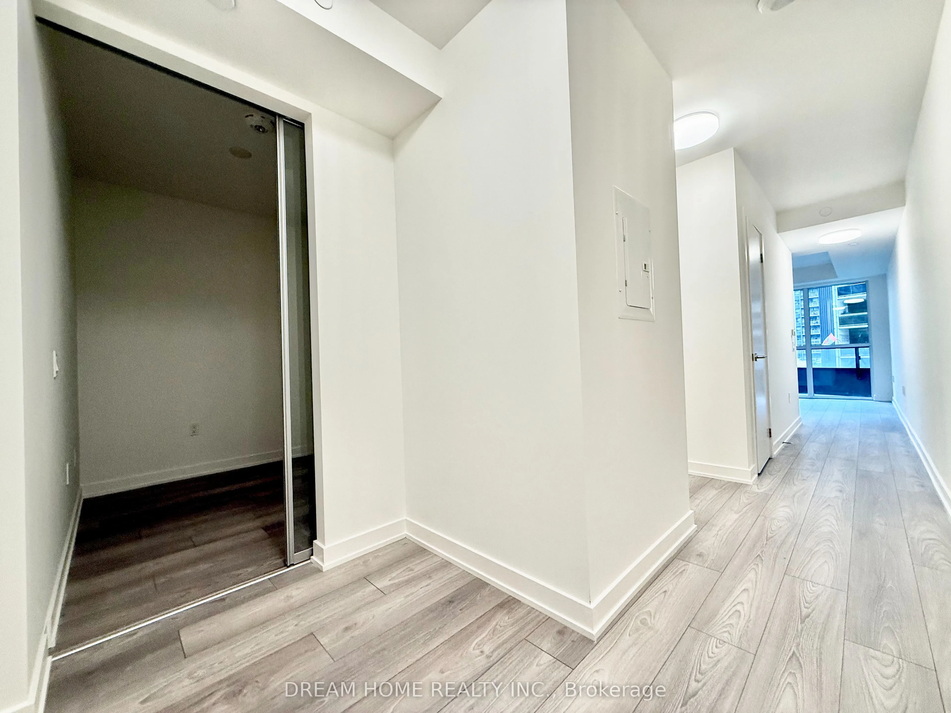 120 Broadway Avenue, #515