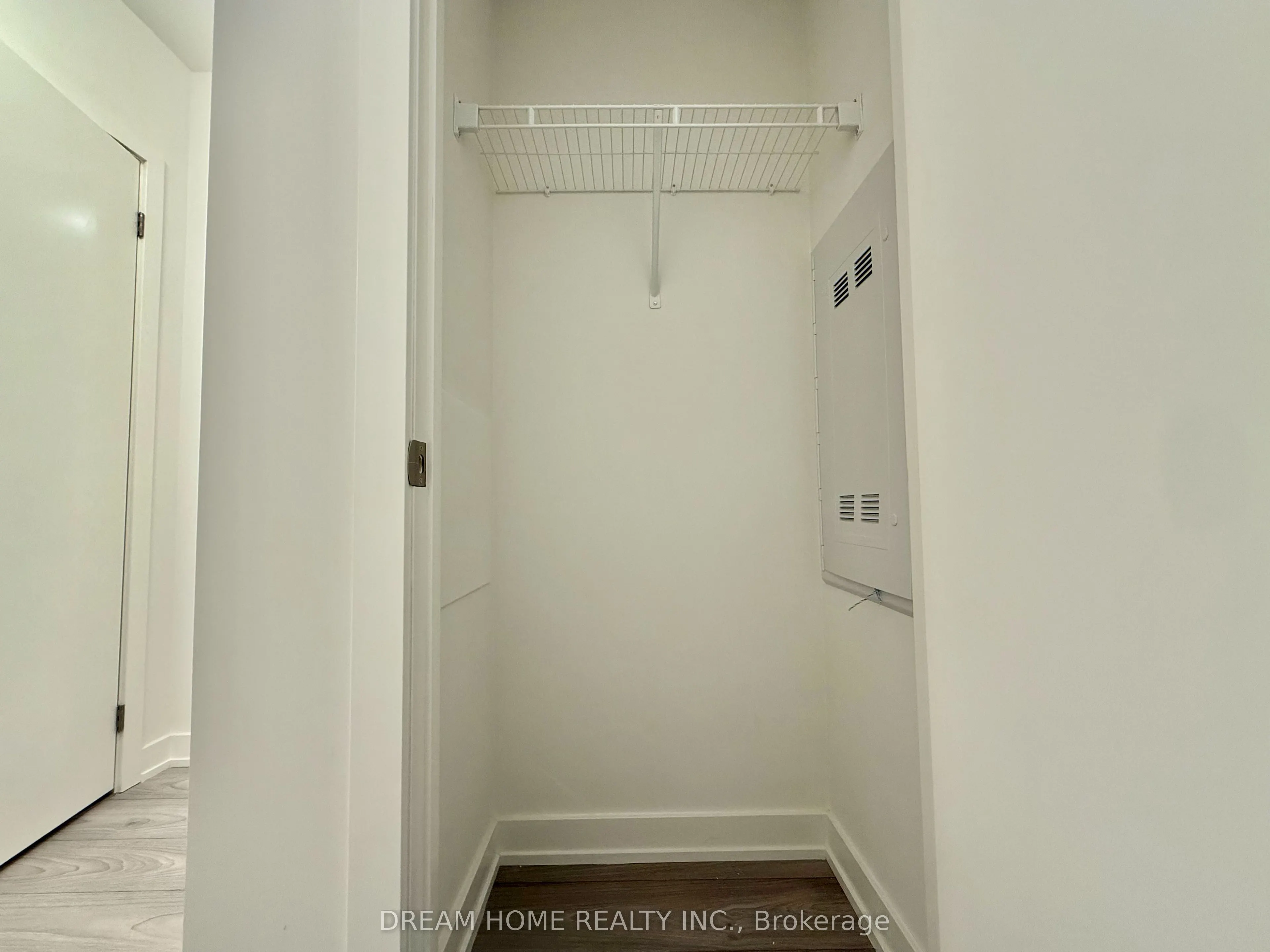 120 Broadway Avenue, #515
