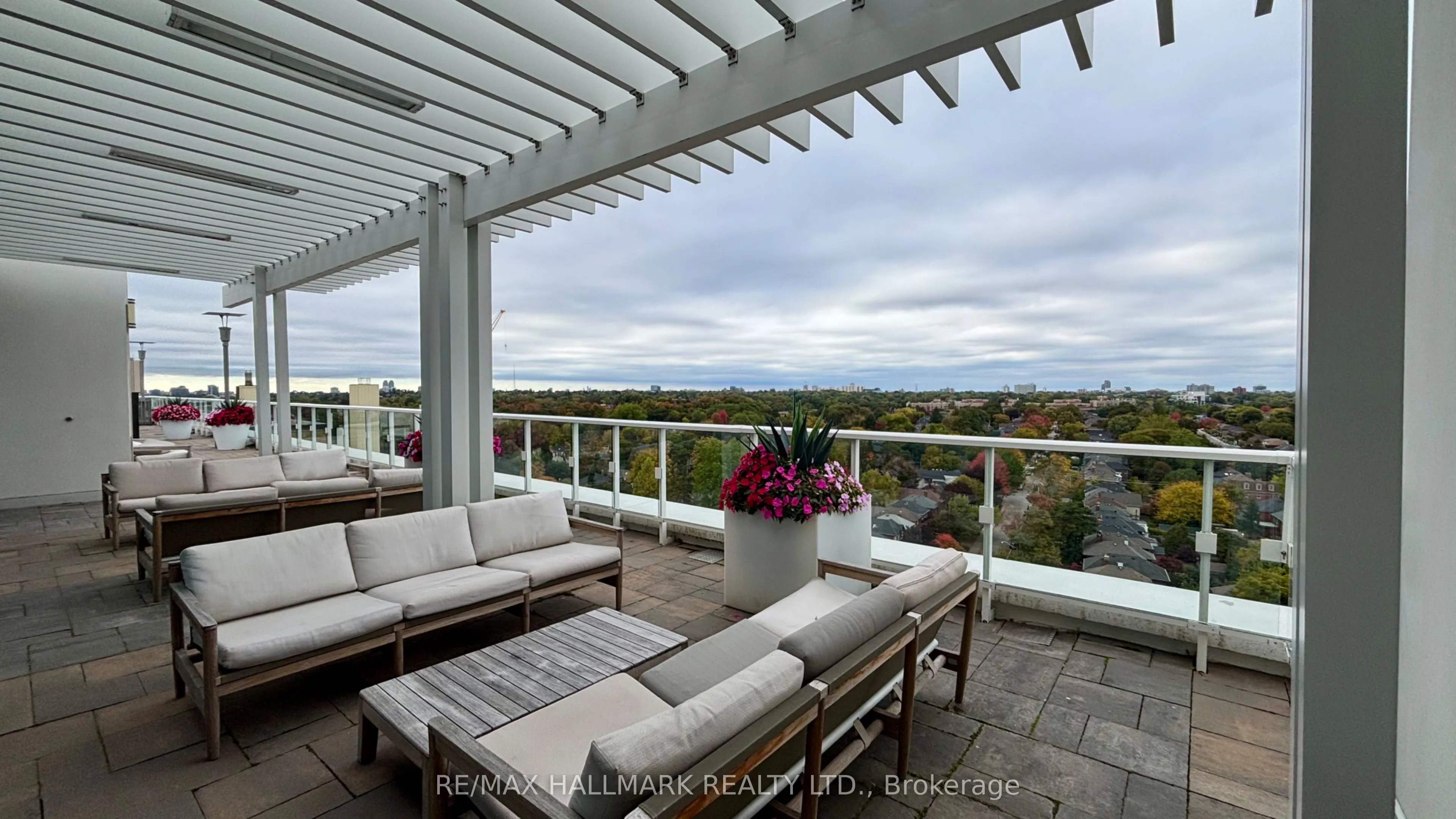 3018 Yonge Street, #205