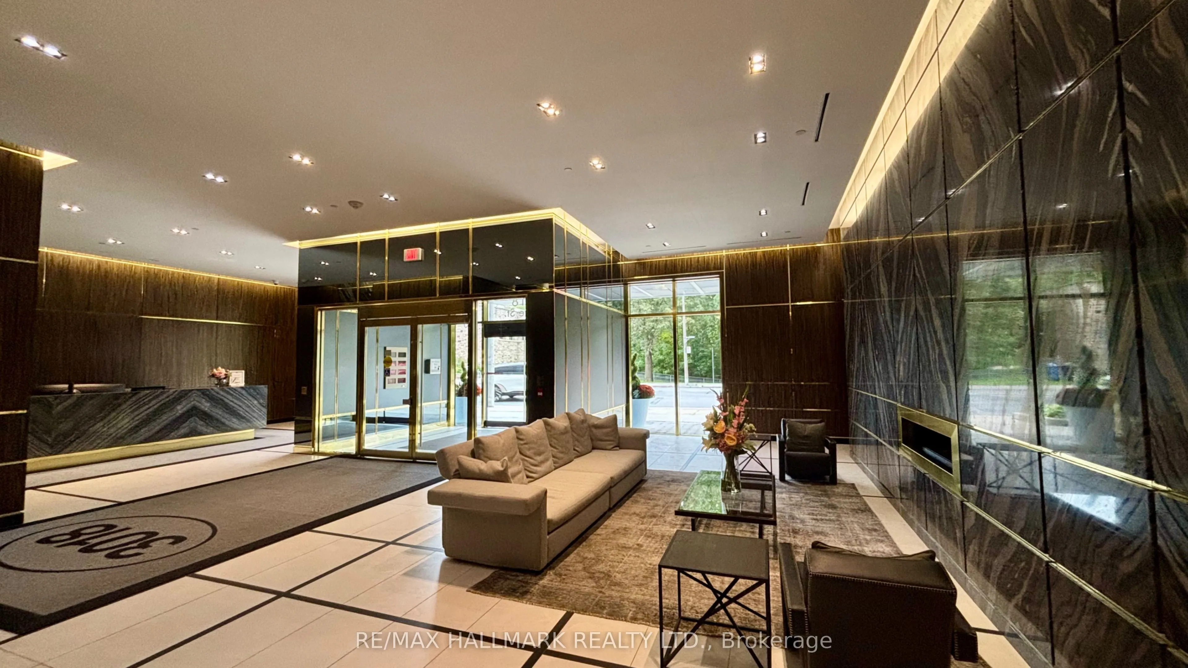3018 Yonge Street, #205