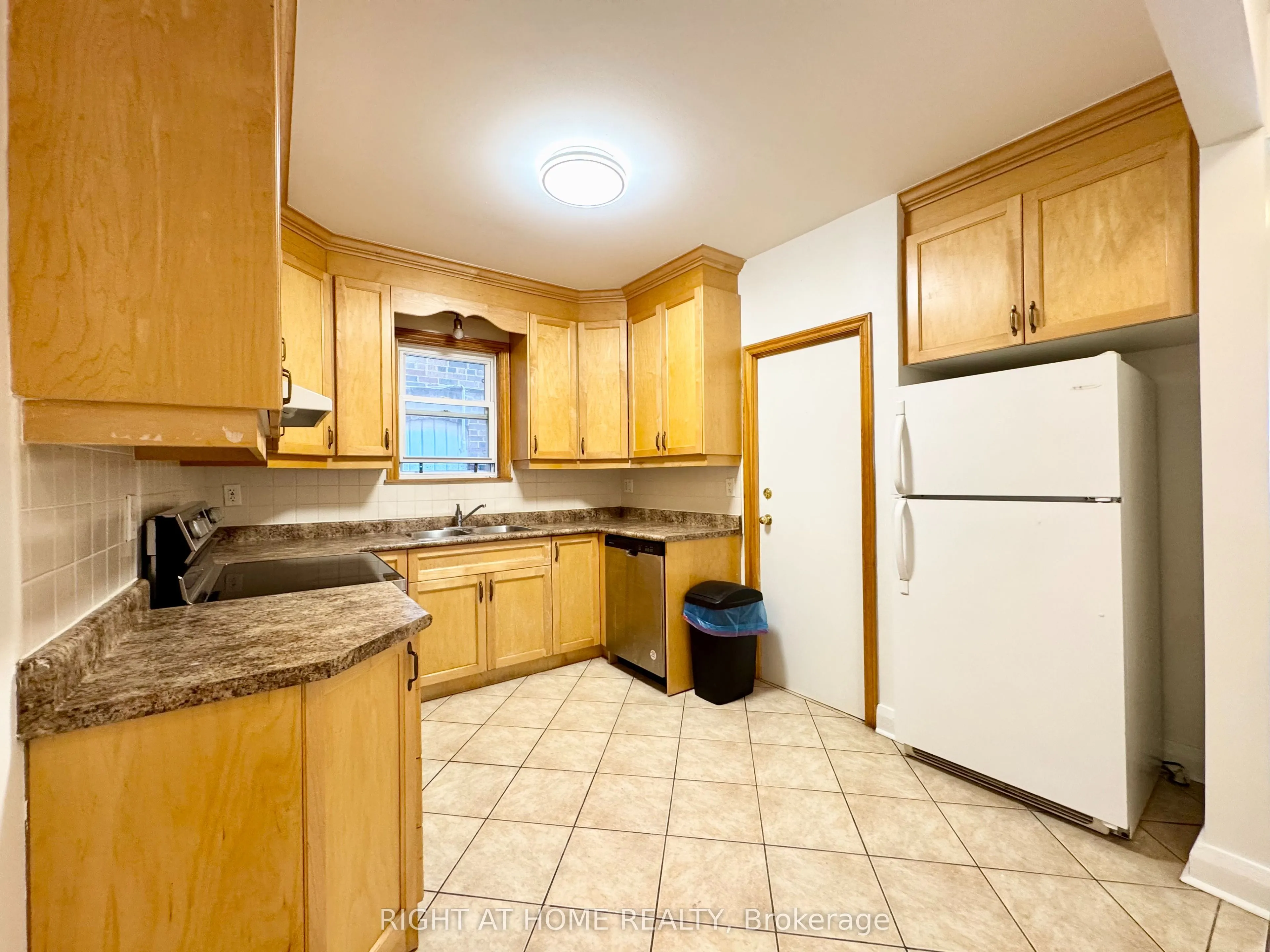 1198 Avenue Road, #Main Apartment