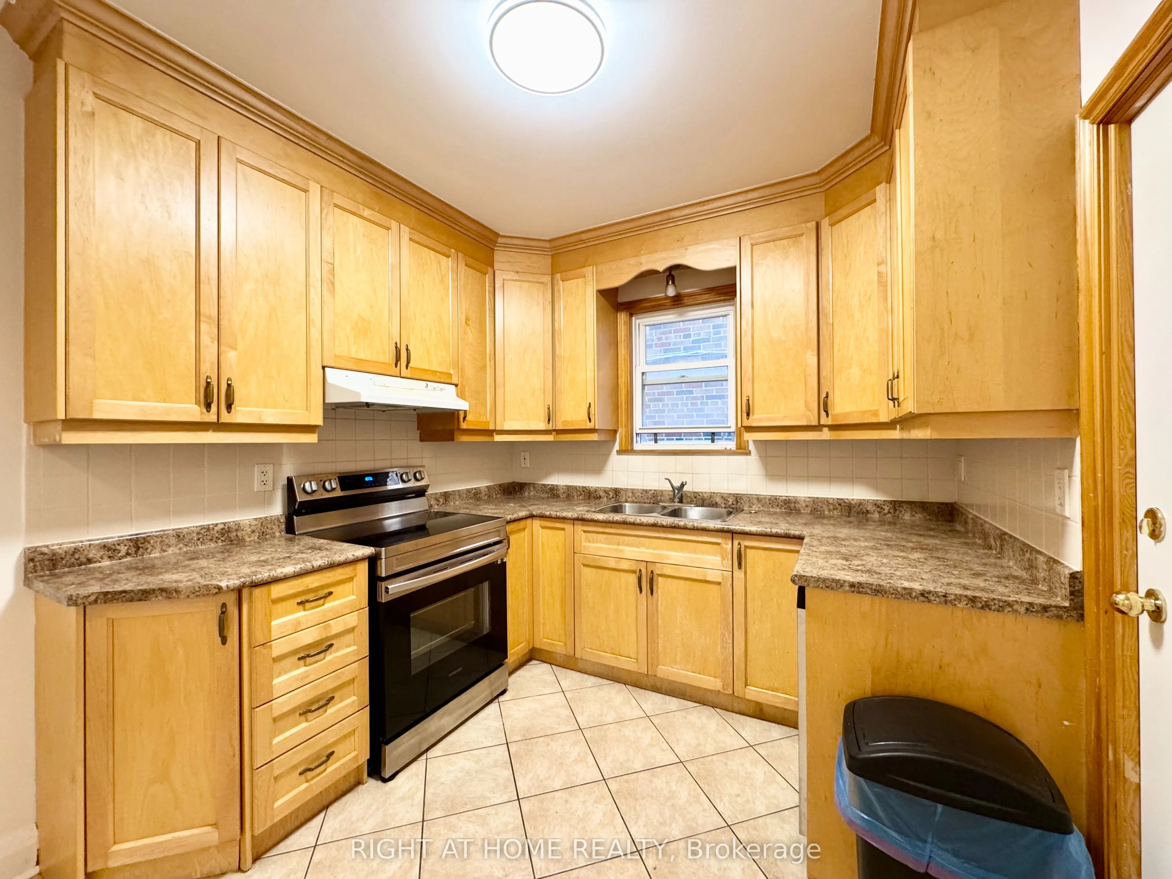 1198 Avenue Road, #Main Apartment