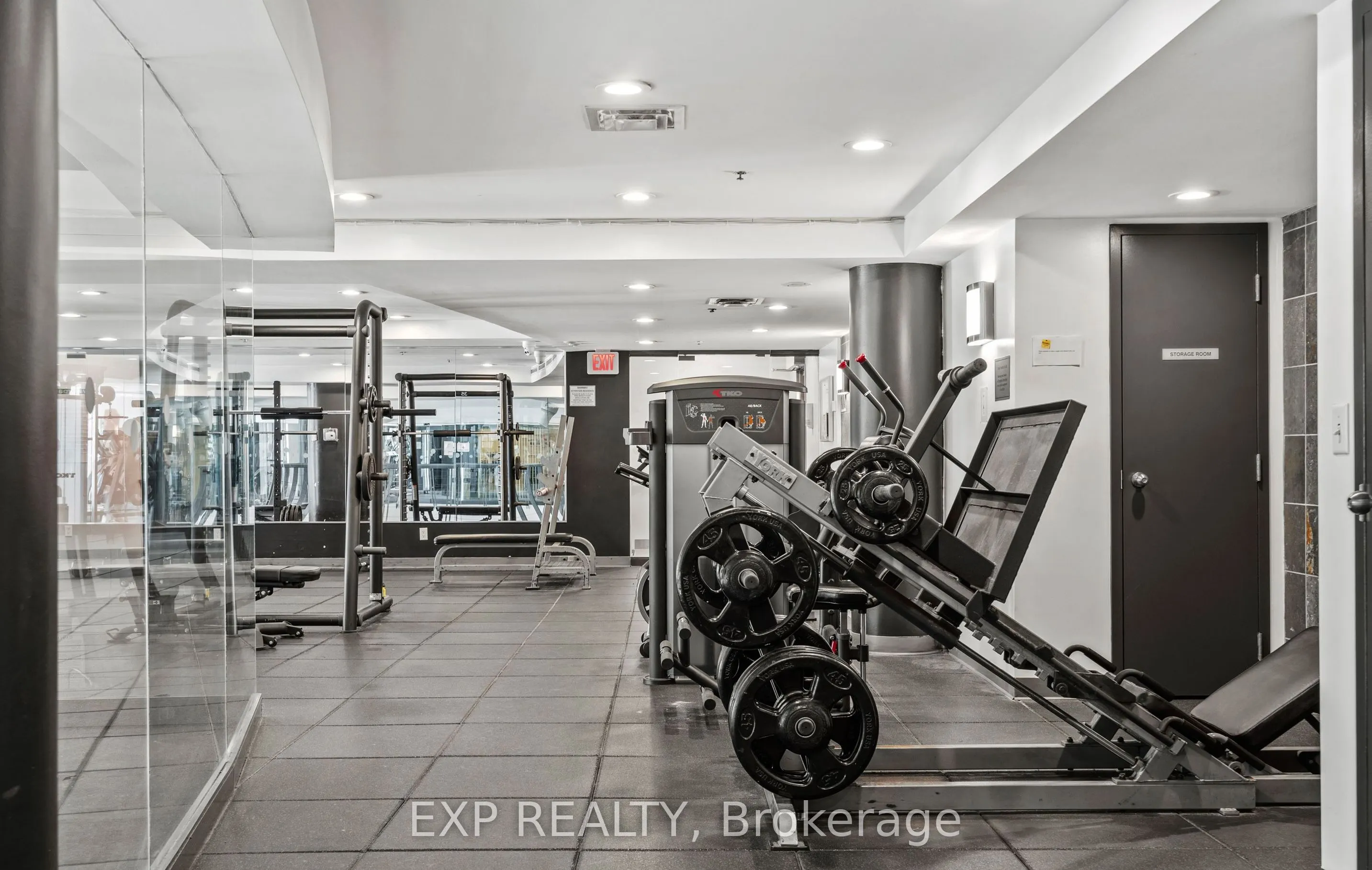 219 Fort York Boulevard, #506