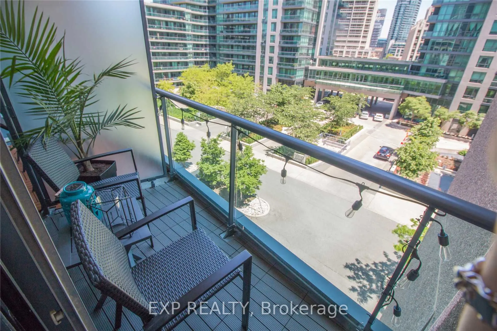 219 Fort York Boulevard, #506