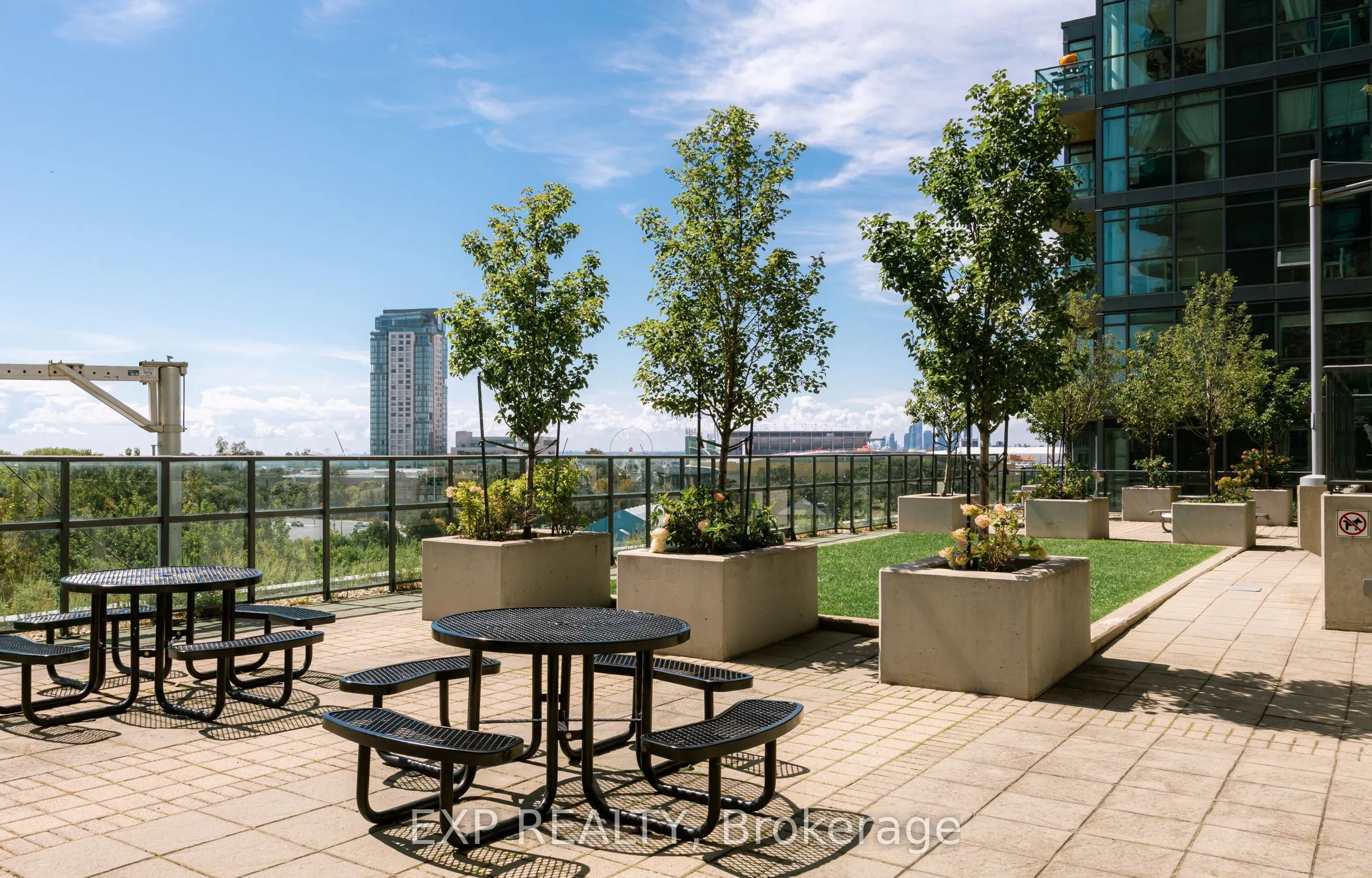 219 Fort York Boulevard, #506