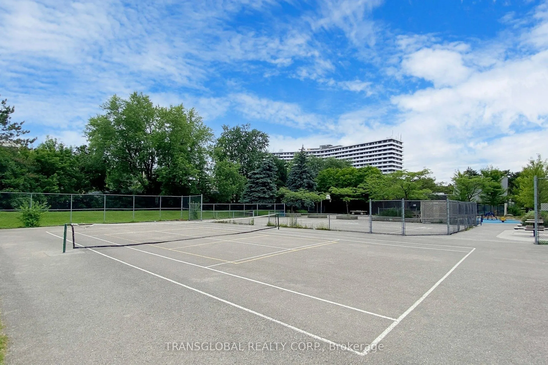 80 Antibes Drive, #2801