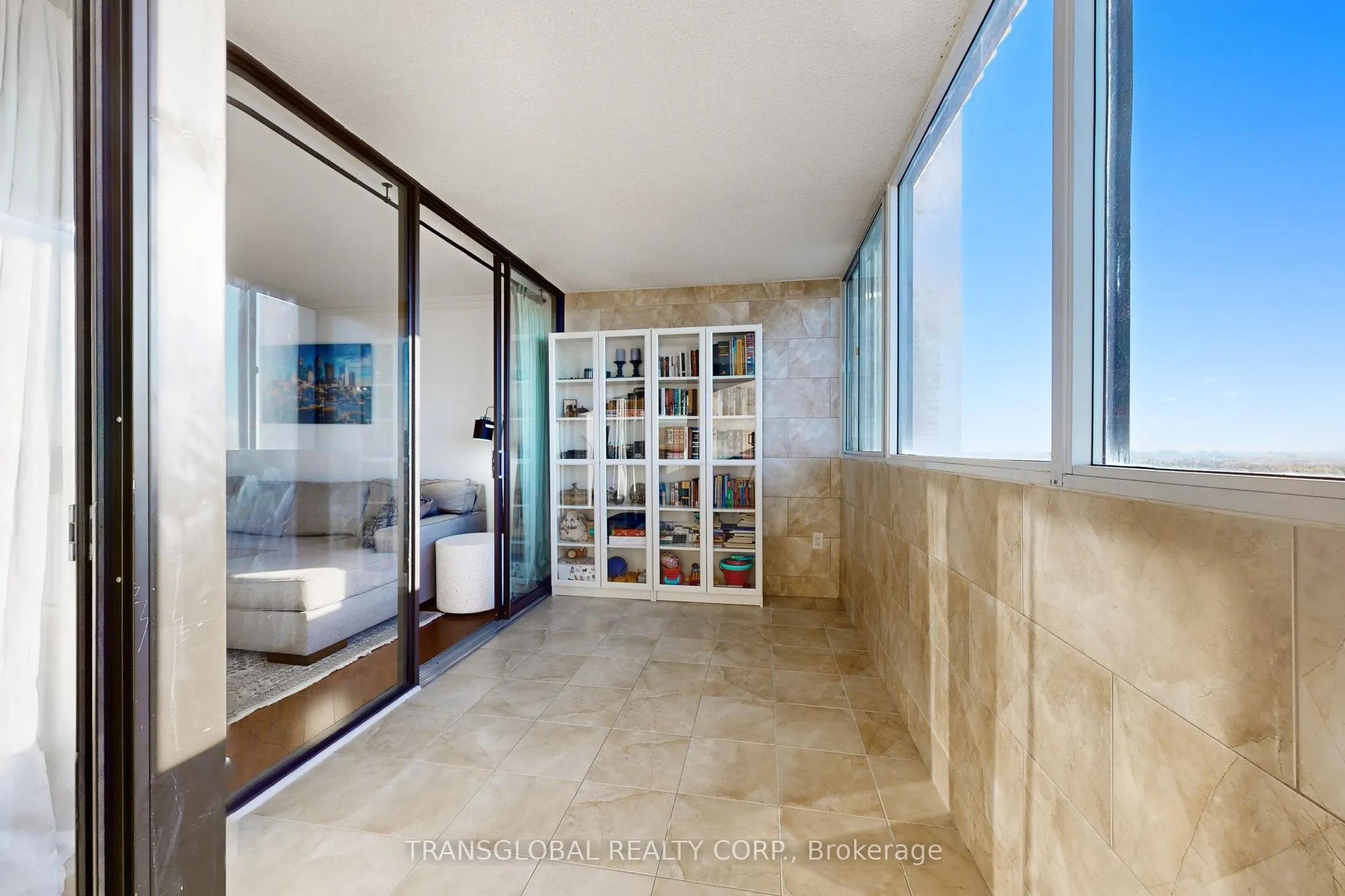 80 Antibes Drive, #2801