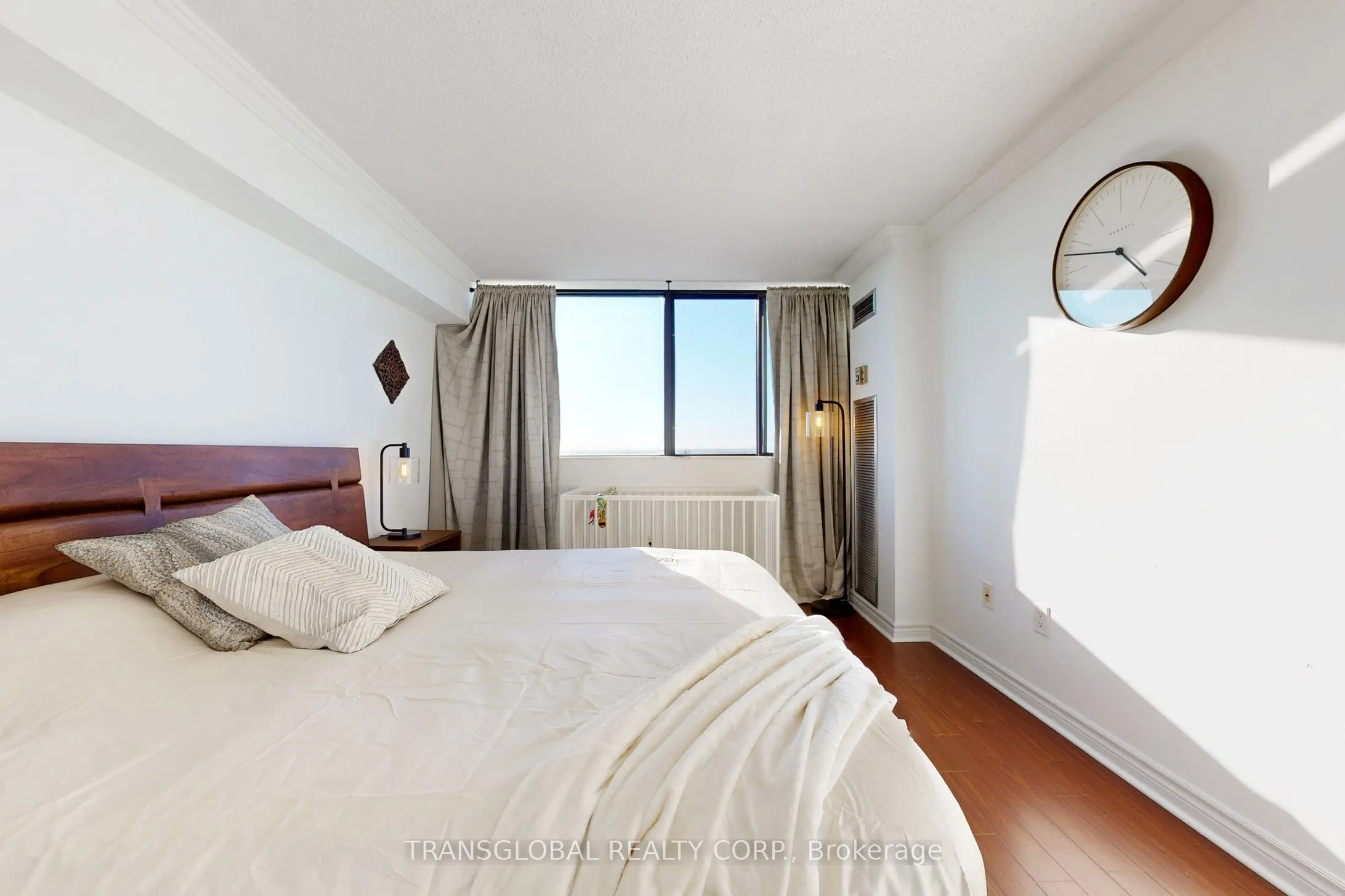 80 Antibes Drive, #2801