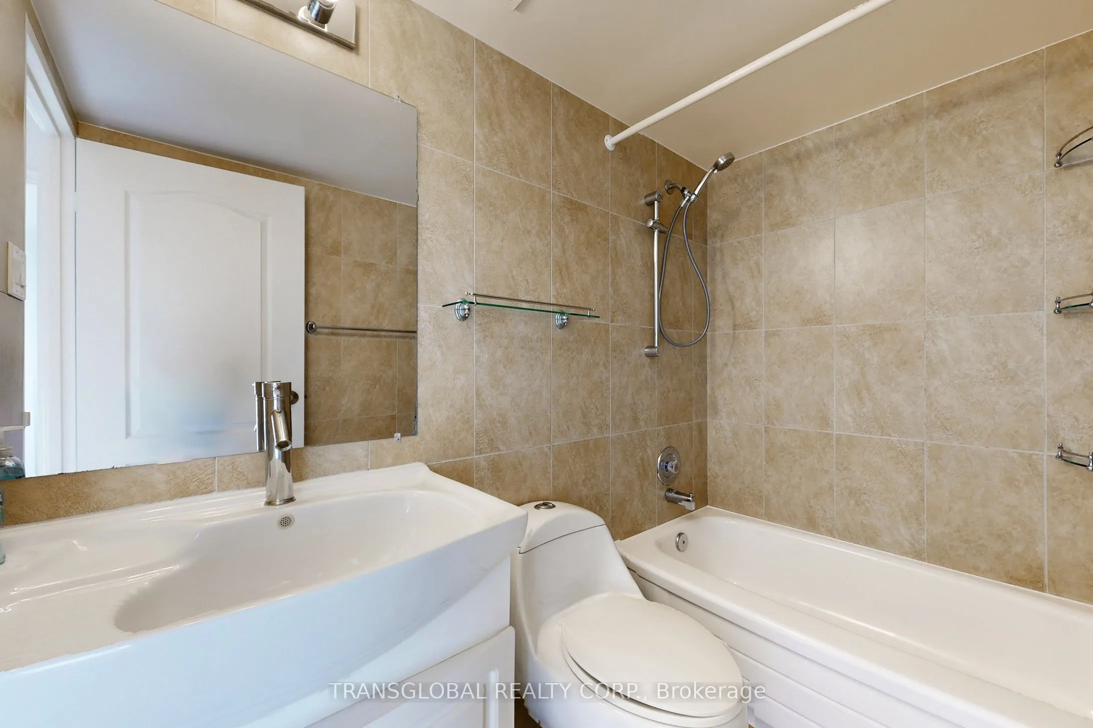 80 Antibes Drive, #2801