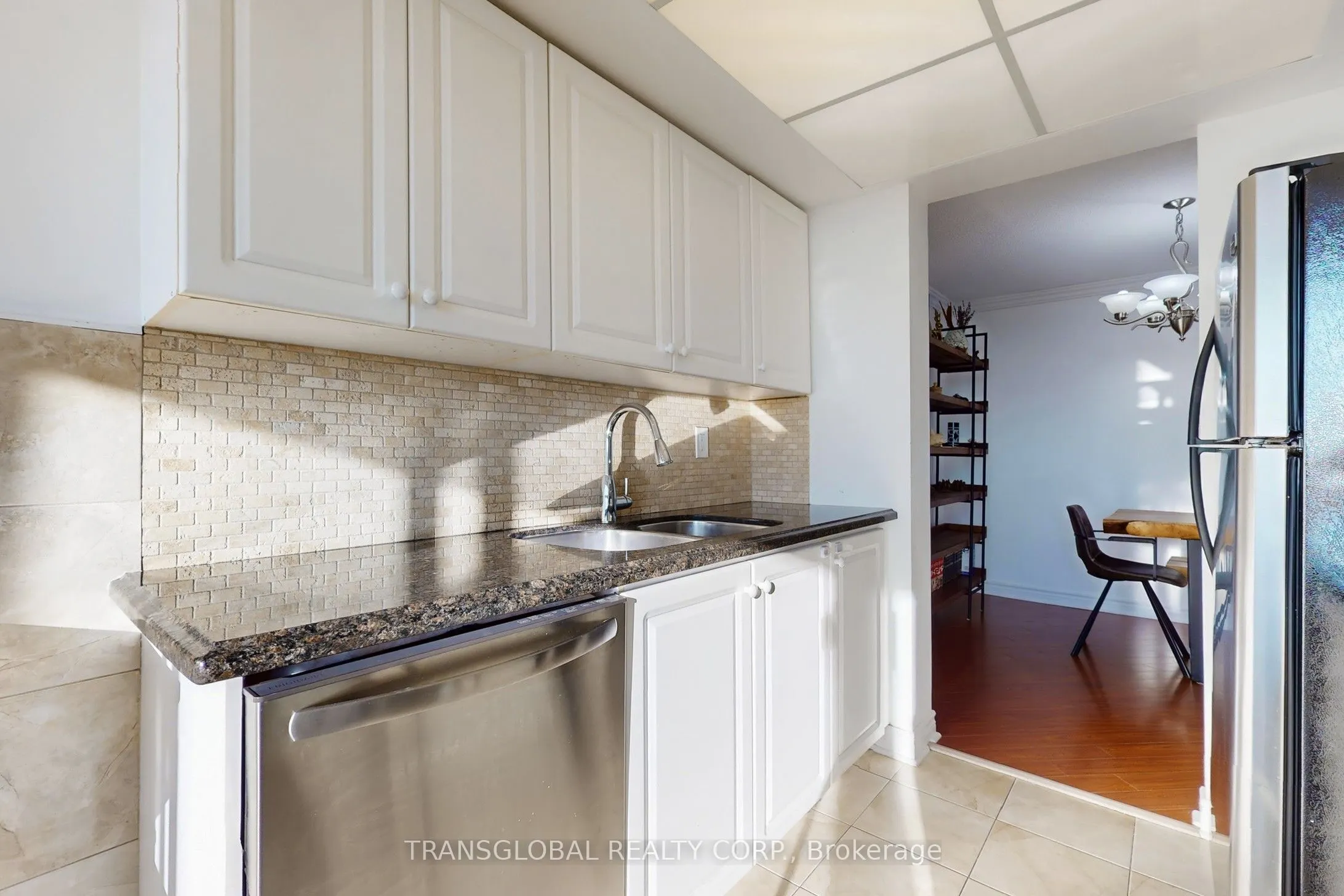 80 Antibes Drive, #2801