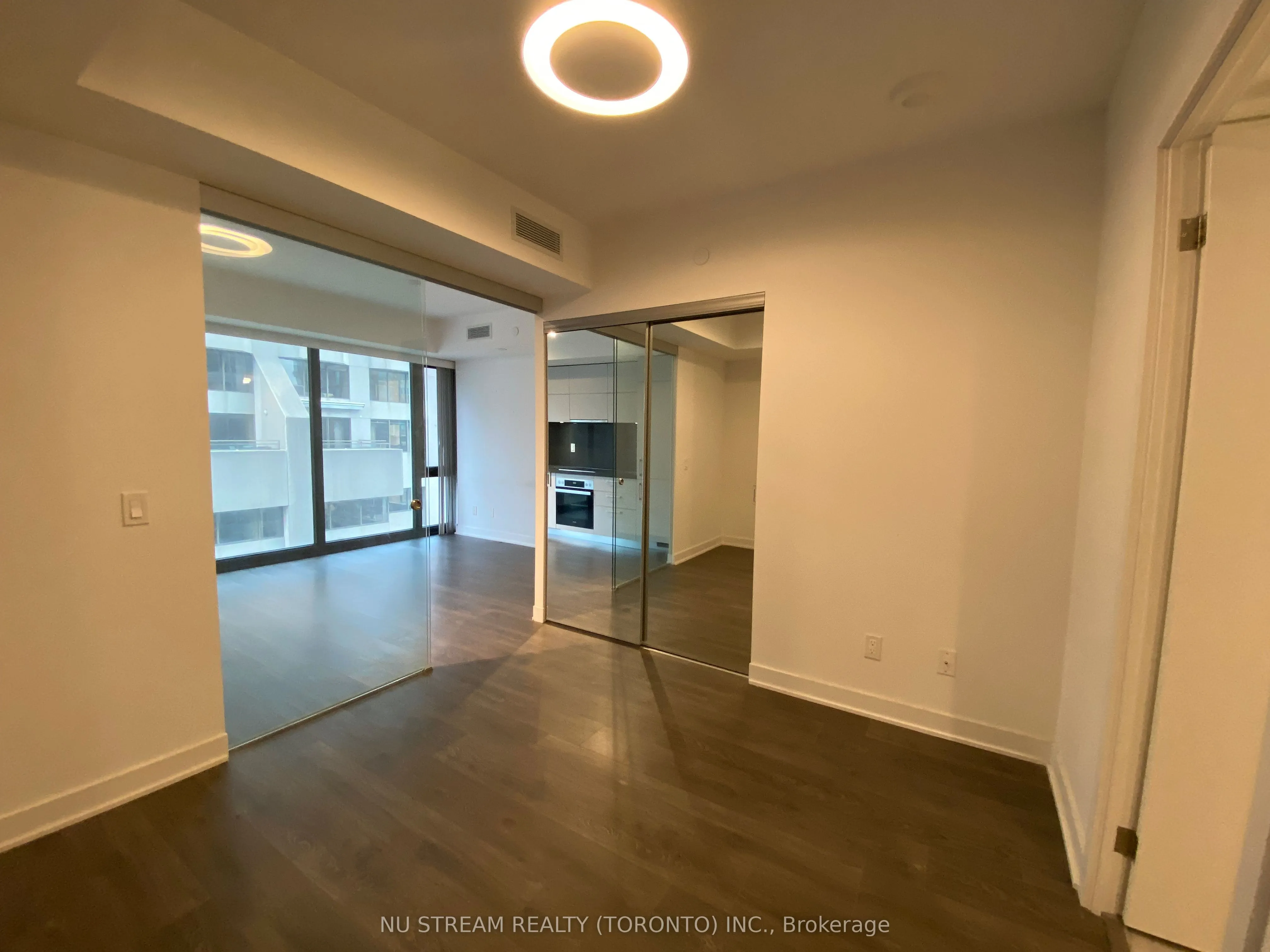 188 Cumberland Street, #1407
