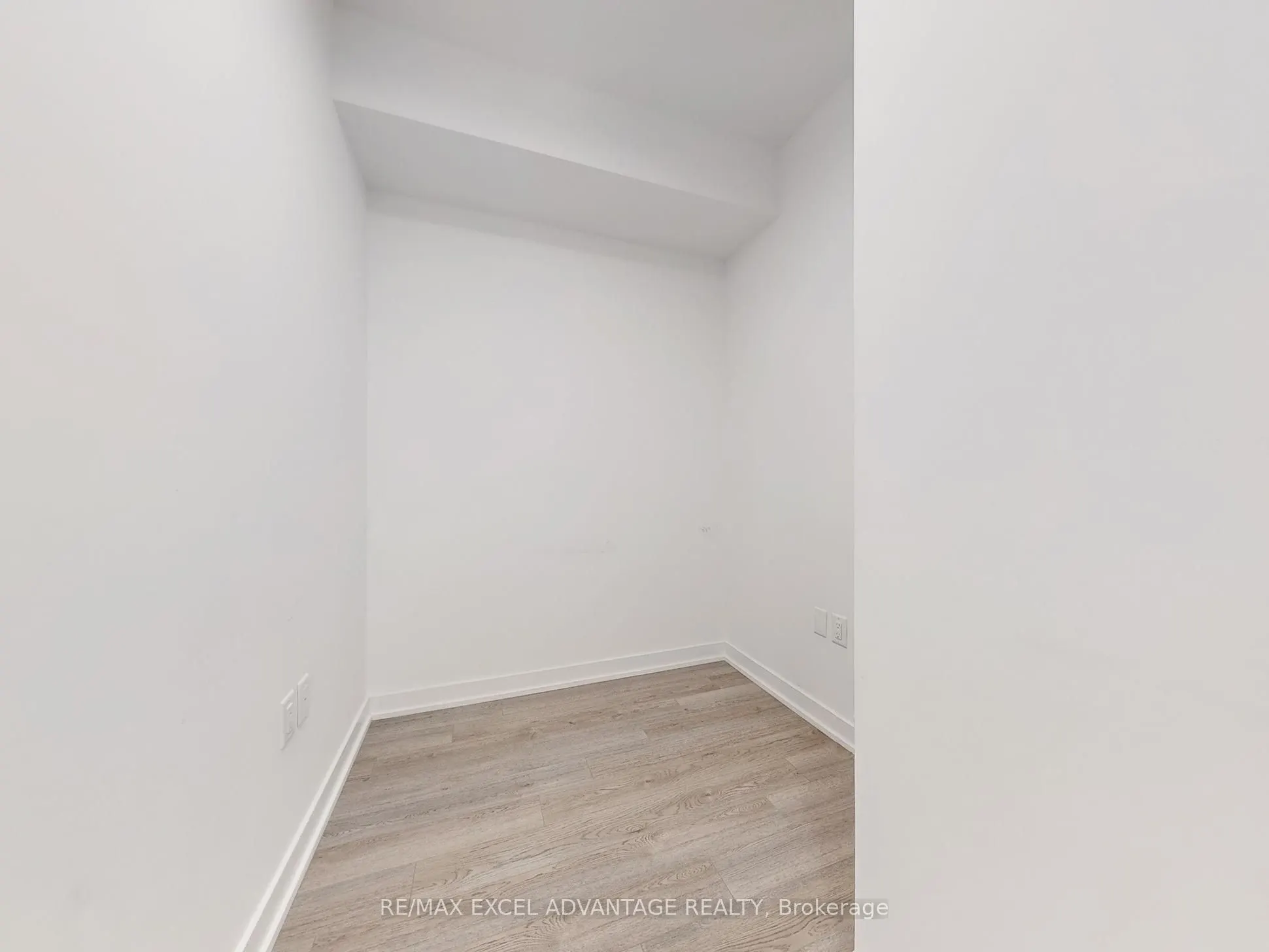 357 King Street W, #1206