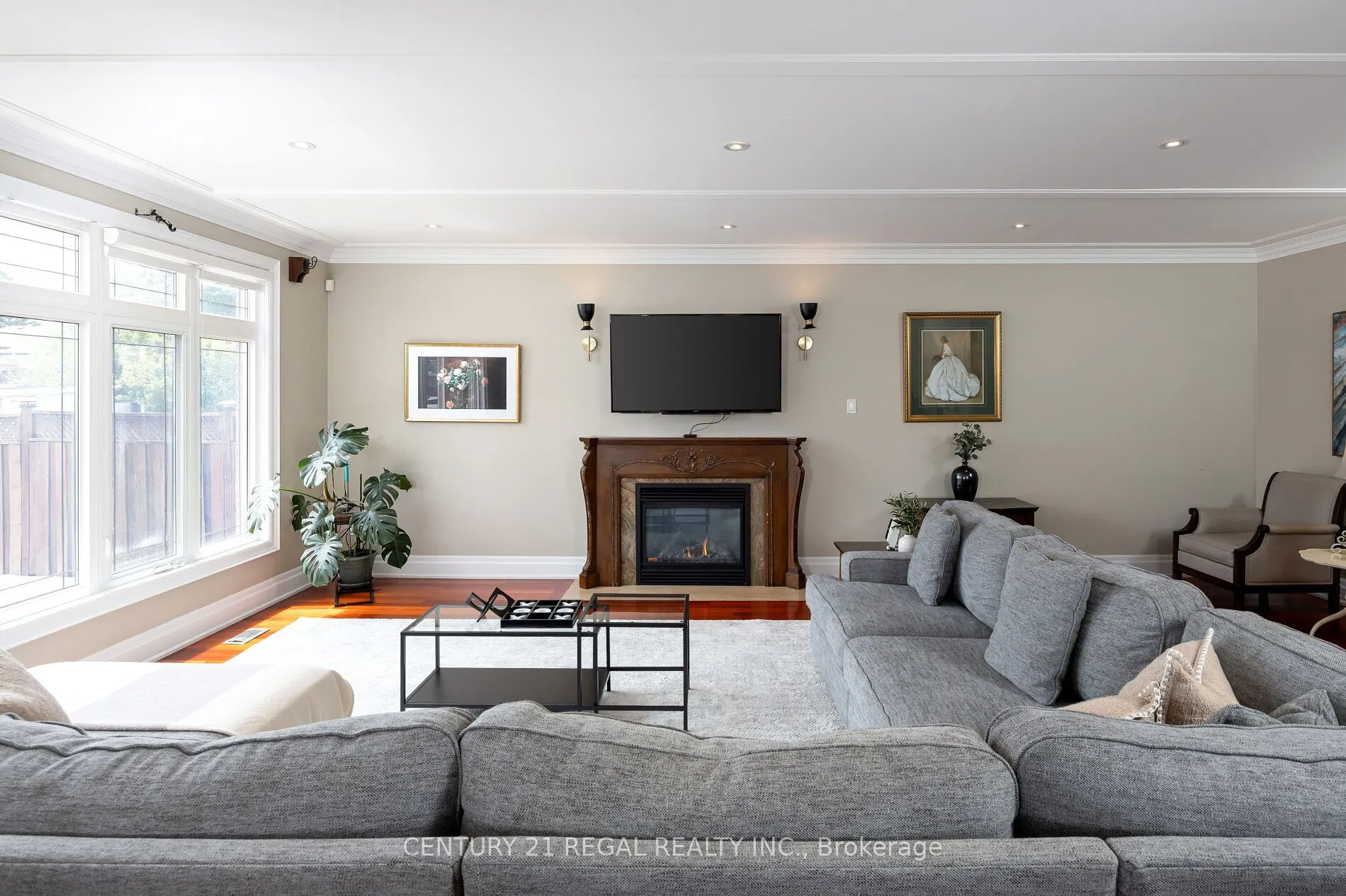 127 Sultana Avenue