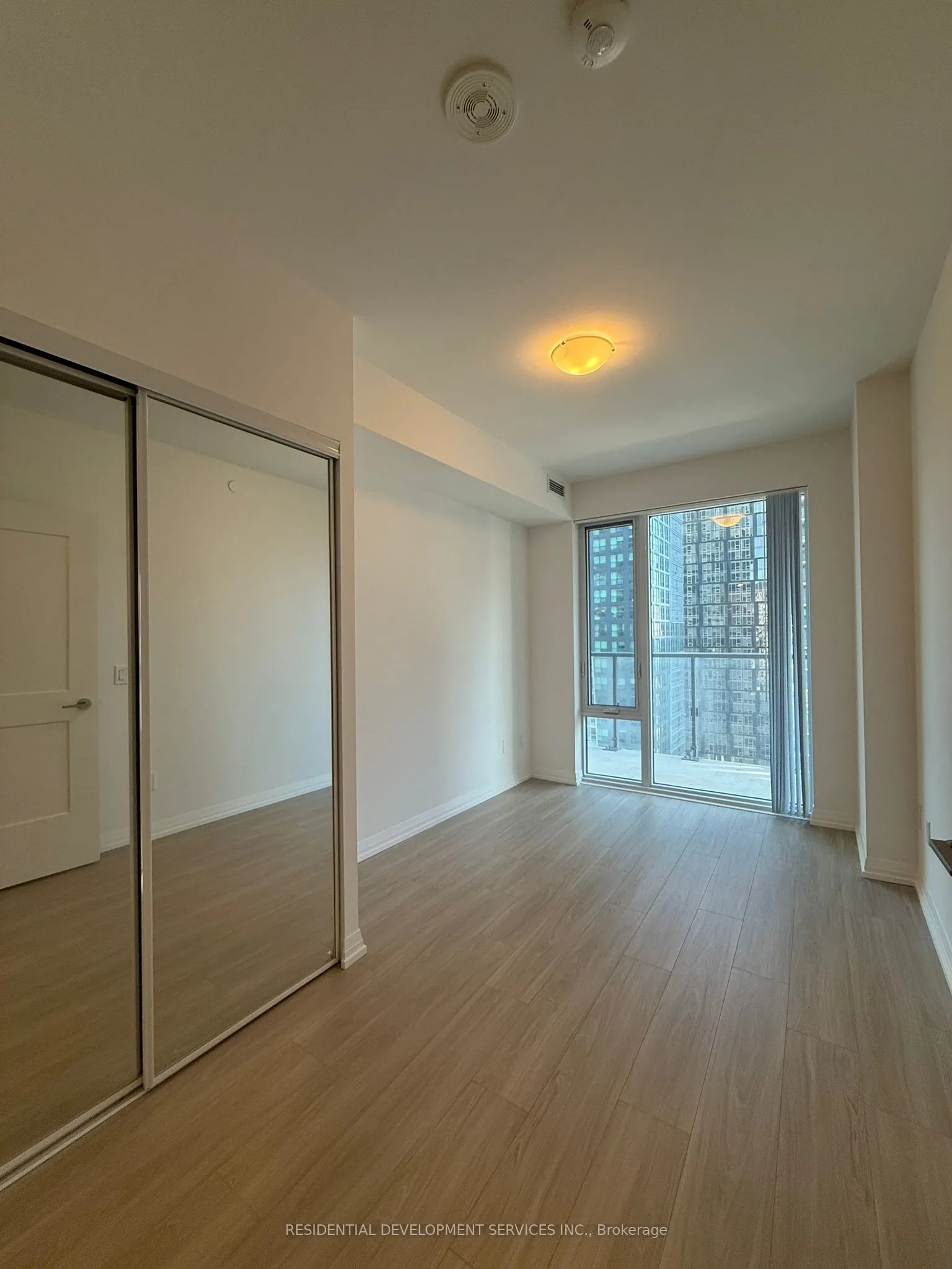 8 Widmer Street, #3012