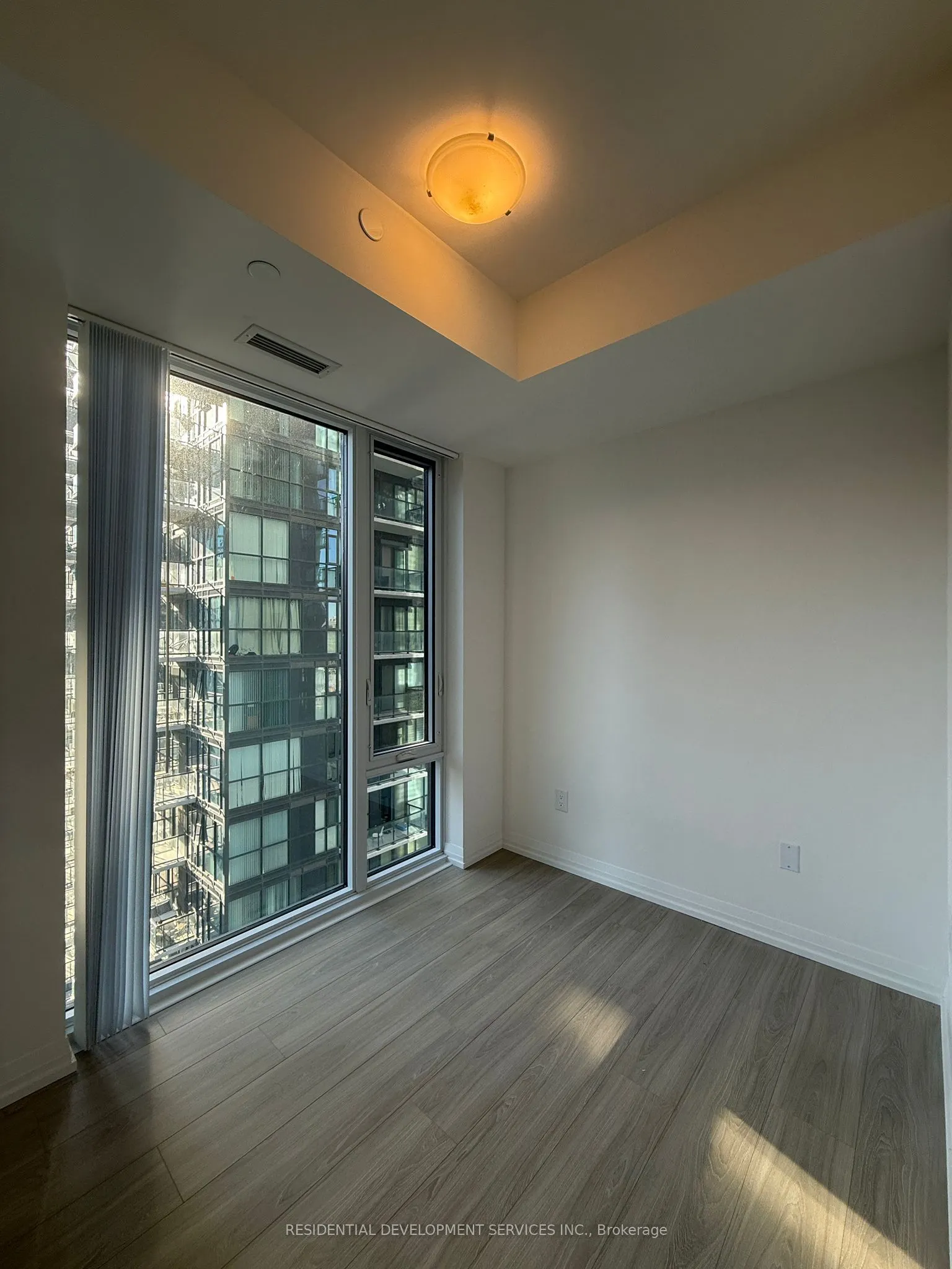 8 Widmer Street, #3012