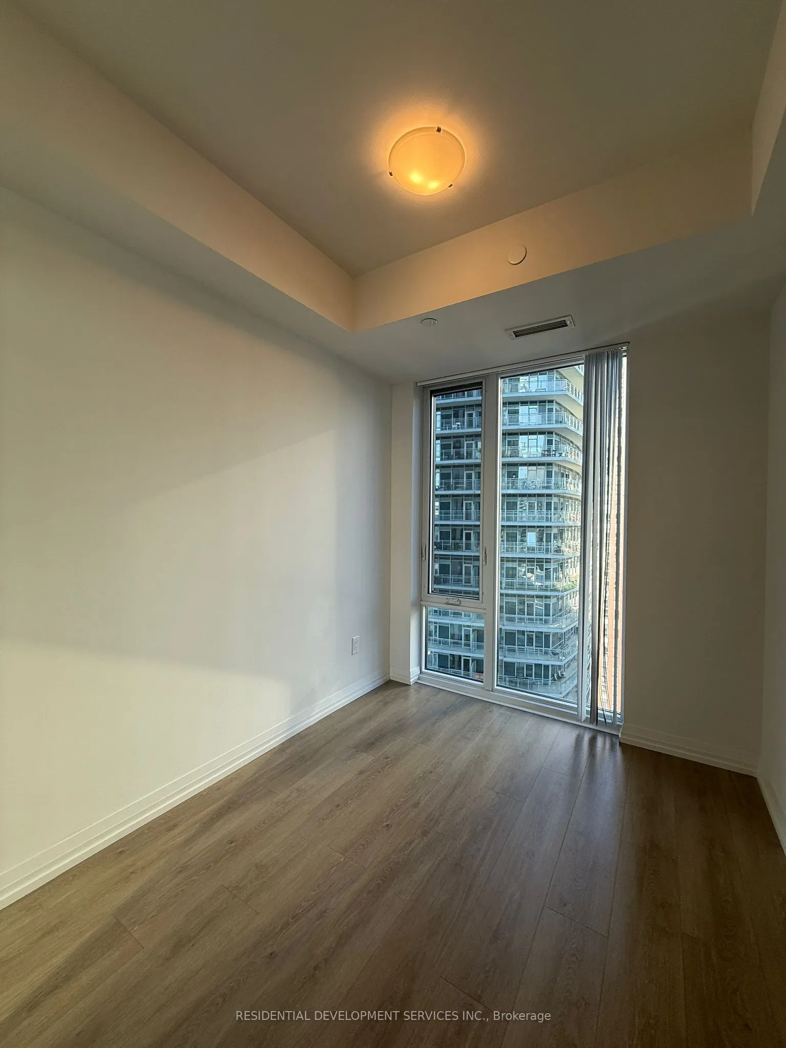 8 Widmer Street, #3109