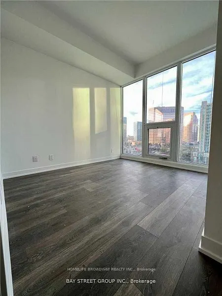 15 Holmes Avenue, #608